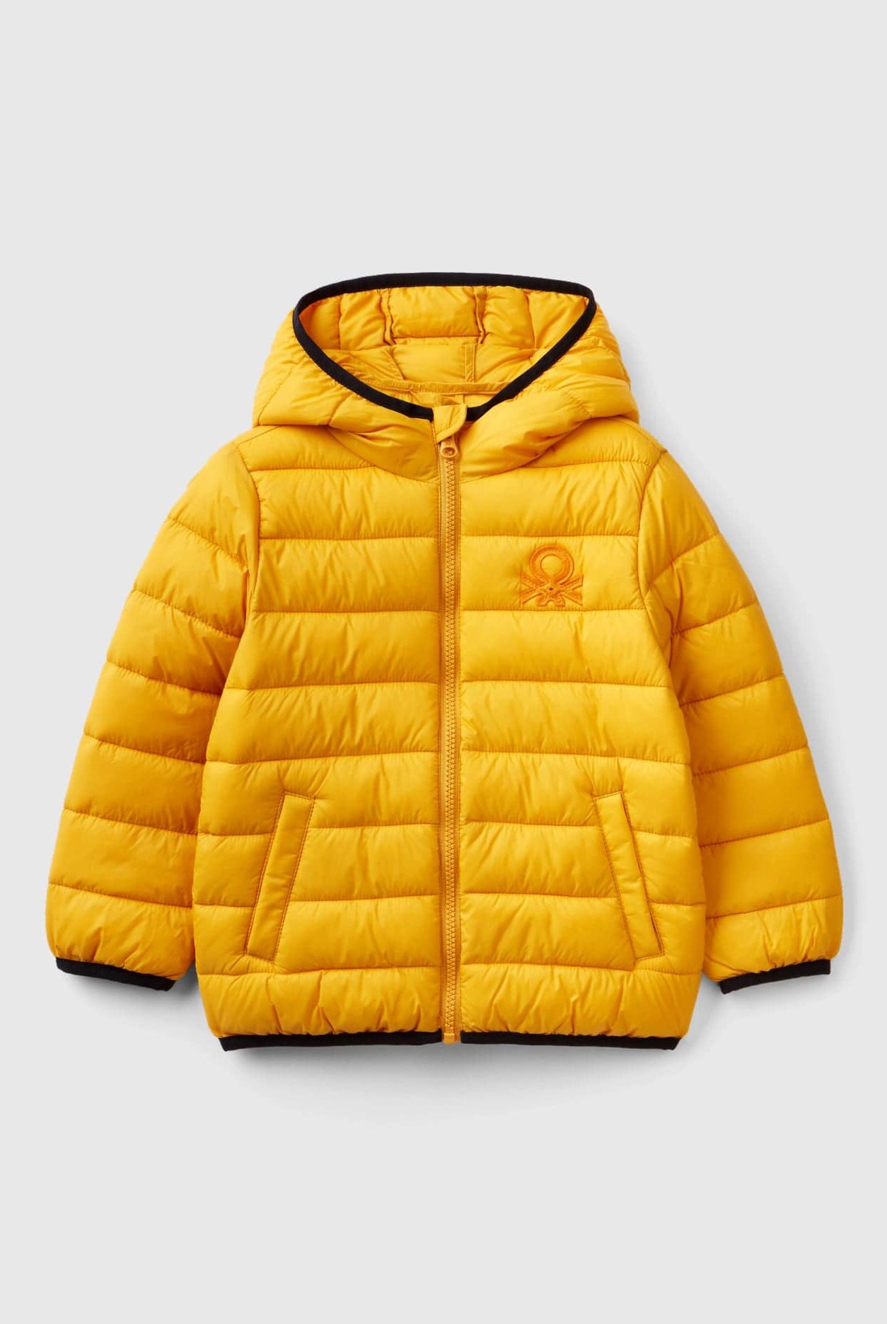 يونايتد كولورز اوف بينيتون جاكيت مقاوم للمطر نايلون بسحاب بف أطفالي