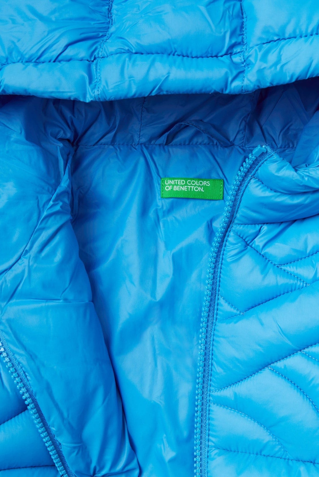 يونايتد كولورز اوف بينيتون جاكيت بمب بشعار مطرز من بينيتون ولادي