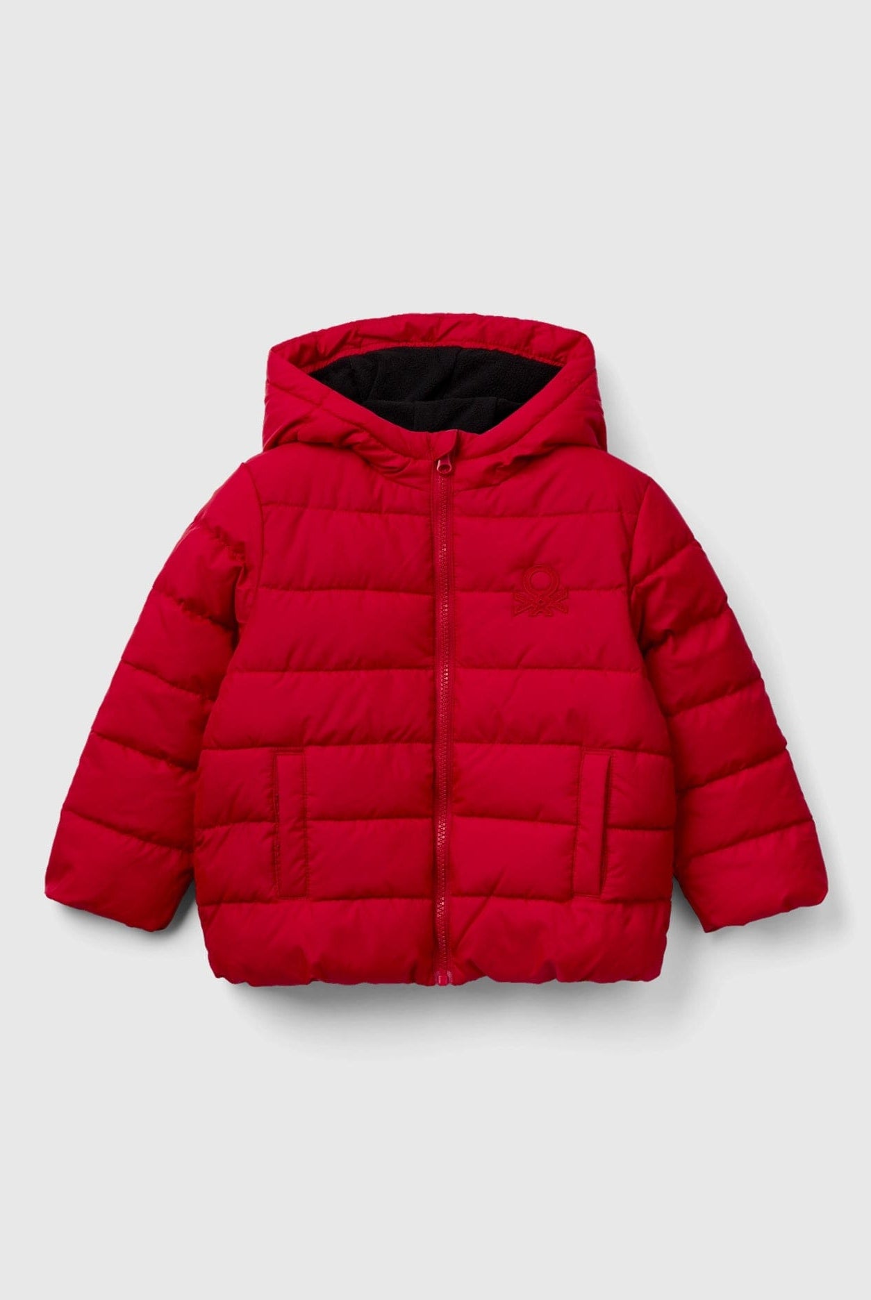 يونايتد كولورز اوف بينيتون جاكيت بافار بغطاء رأس وشعار أطفالي