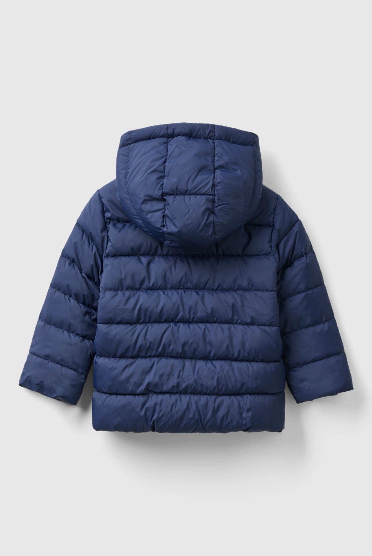 يونايتد كولورز اوف بينيتون جاكيت بافار بغطاء رأس وشعار أطفالي