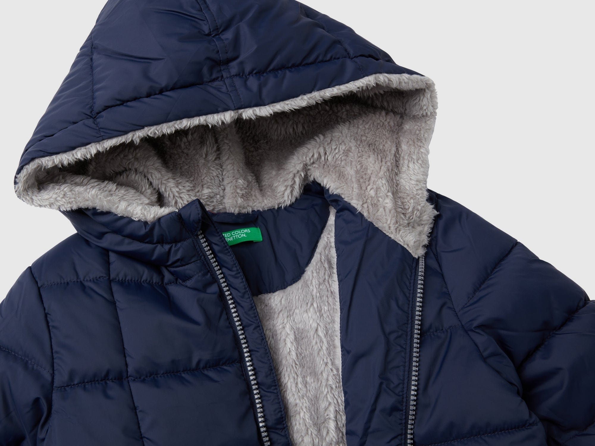 يونايتد كولورز اوف بينيتون جاكيت ببطانة تيدي ولادي