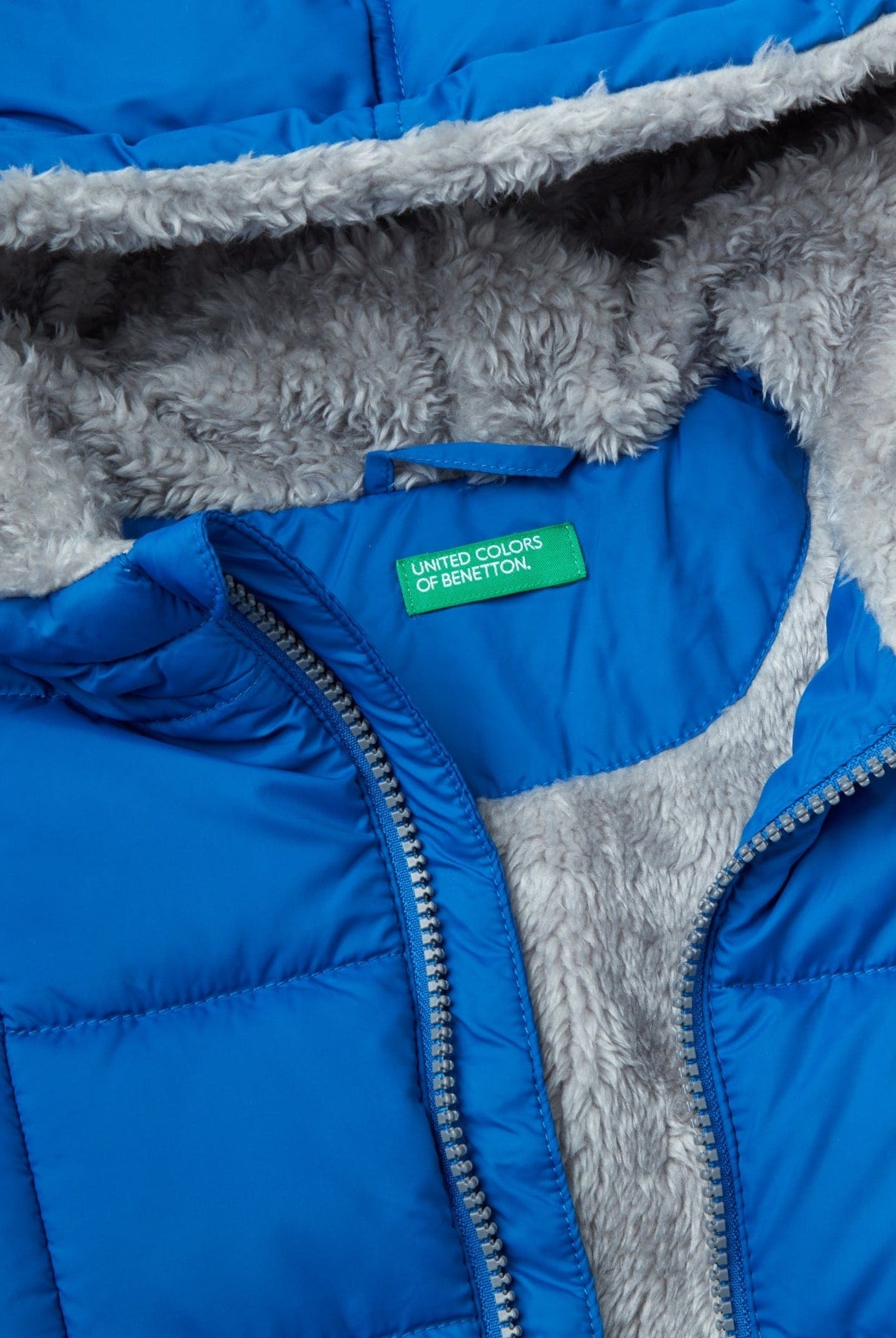 يونايتد كولورز اوف بينيتون جاكيت ببطانة تيدي ولادي