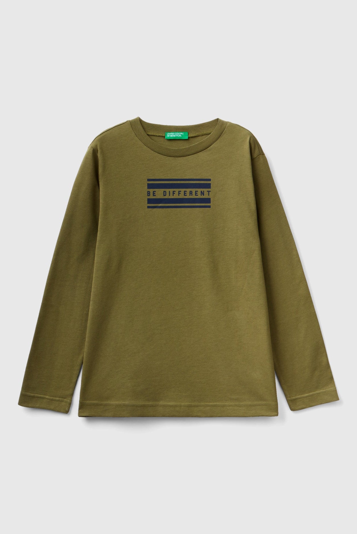 يونايتد كولورز اوف بينيتون تيشيرت اطفالي بأكمام طويلة وطبعة