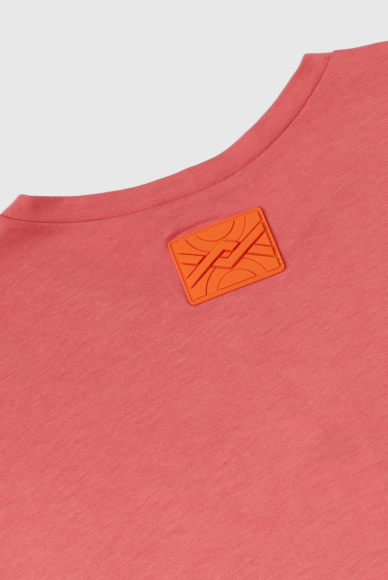 يونايتد كولورز اوف بينيتون تي شيرت بناتي بأكمام قصيرة مع كشكش عالاكمام