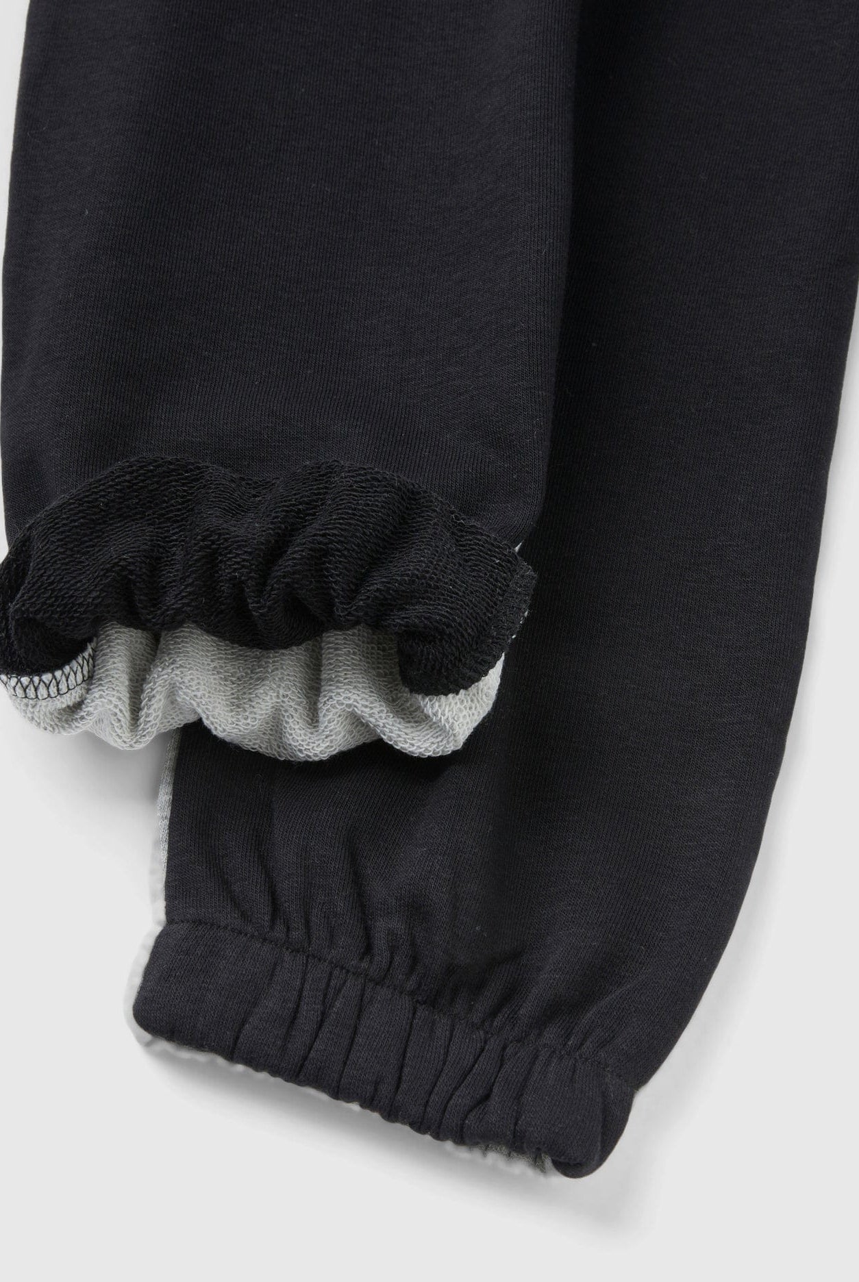 يونايتد كولورز اوف بينيتون بنطلون رياضي طويل برباط بناتي