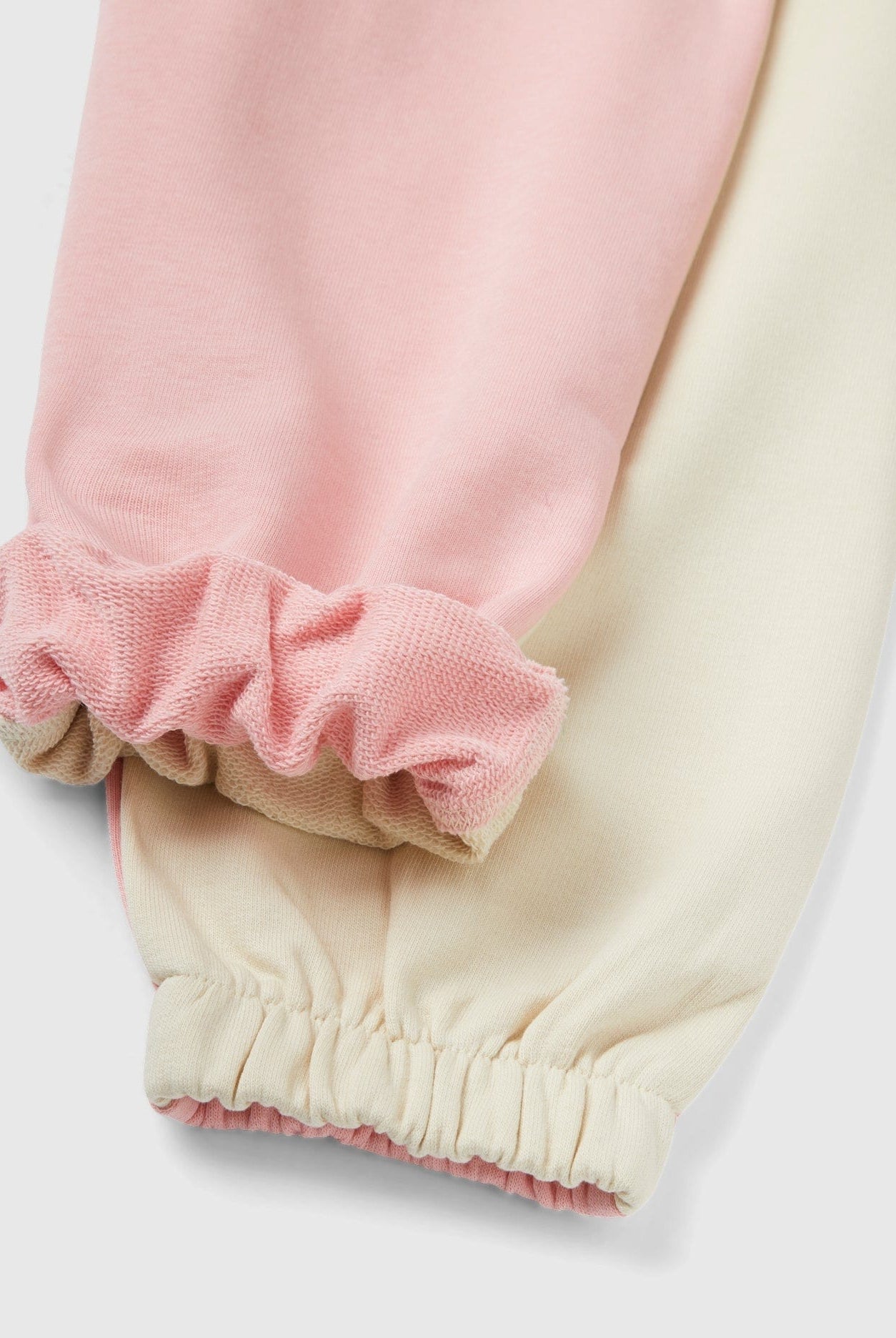 يونايتد كولورز اوف بينيتون بنطلون رياضي طويل برباط بناتي