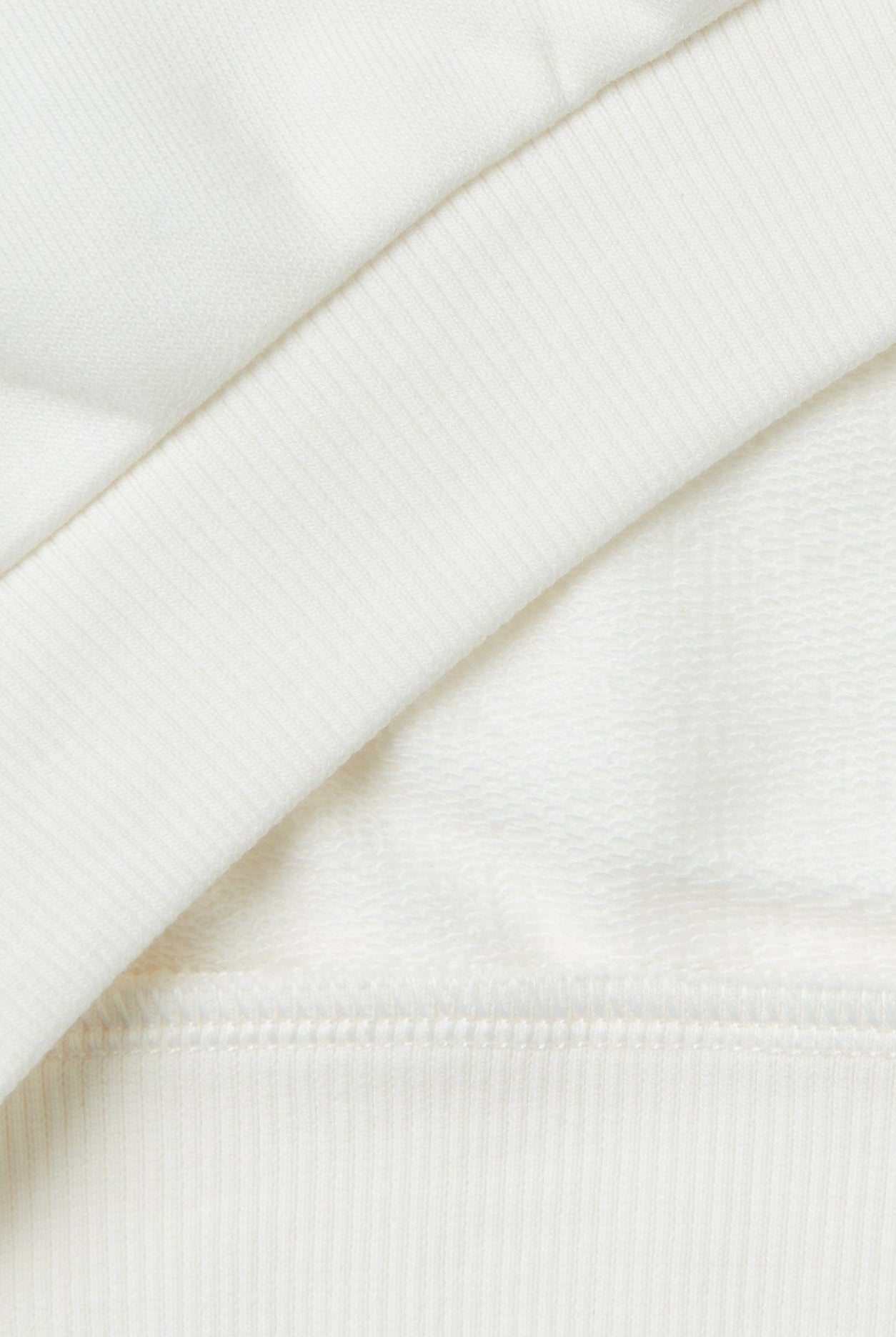 يونايتد كولورز اوف بينيتون سويت شيرت بتطريز أرنب كم طويل بناتي