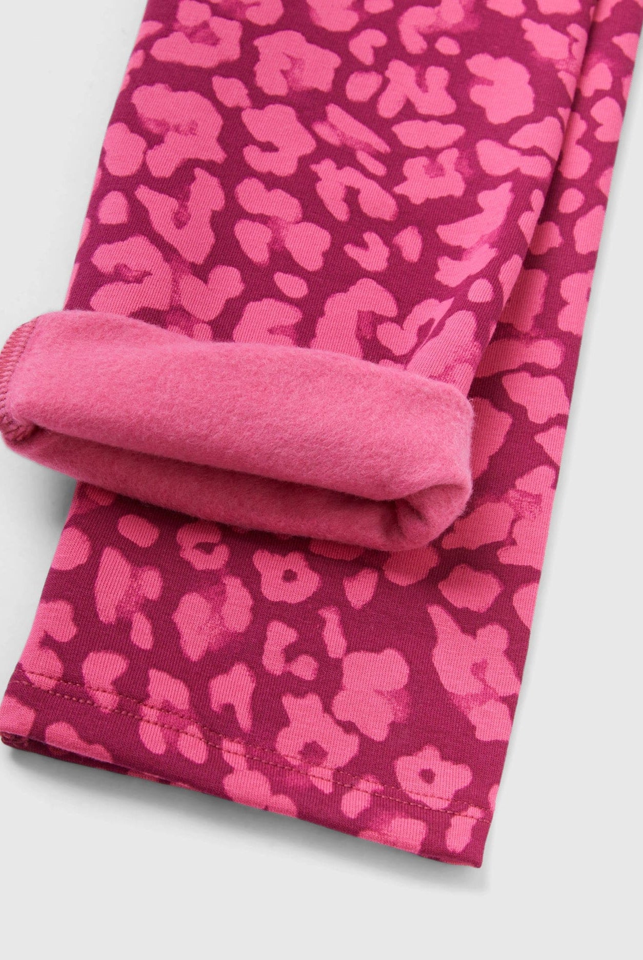 يونايتد كولورز اوف بينيتون ليقنز ضيق بنقشة حيوانات أطفالي