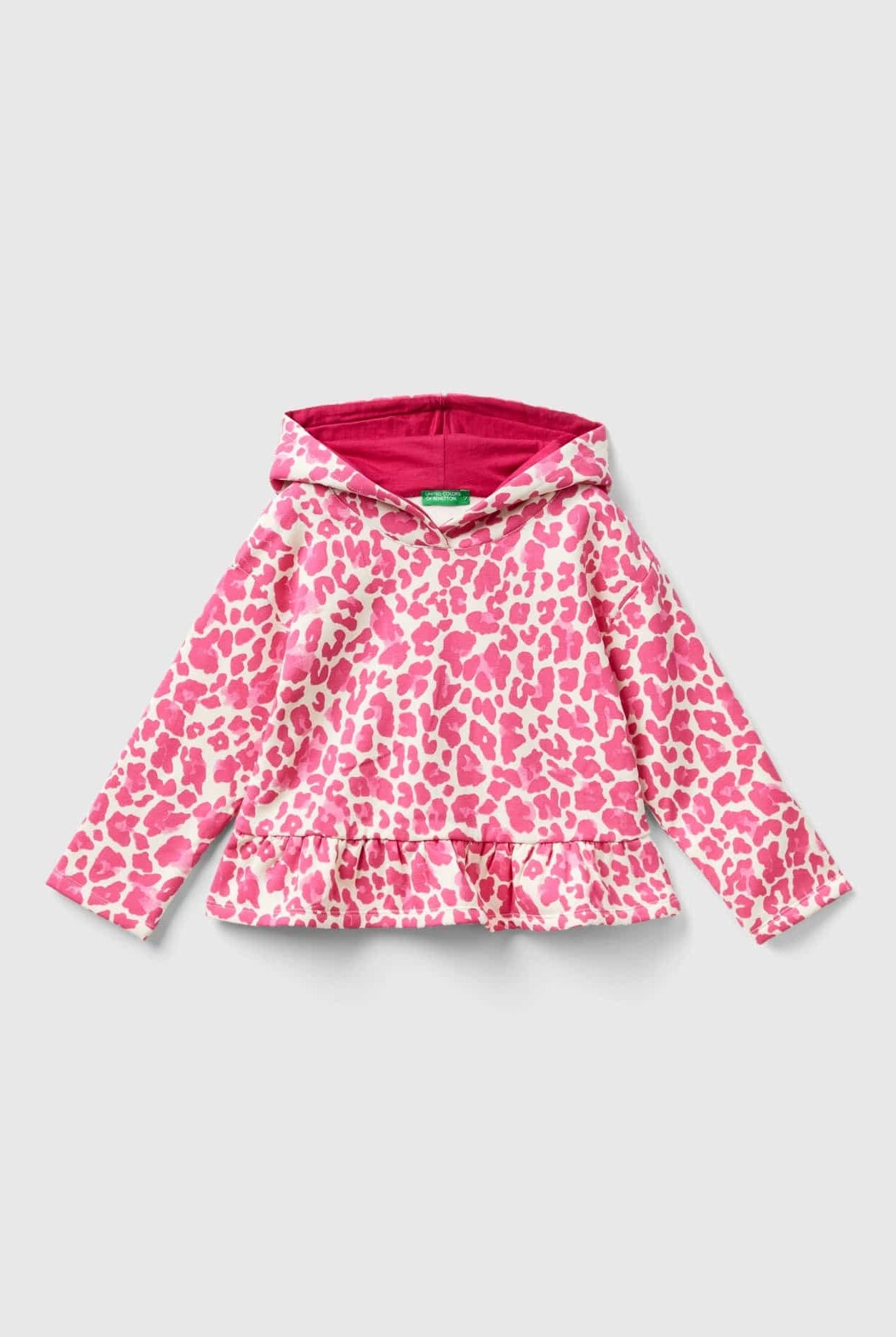 يونايتد كولورز اوف بينيتون سويت شيرت بطبعة حيوانات مع كشكش بناتي