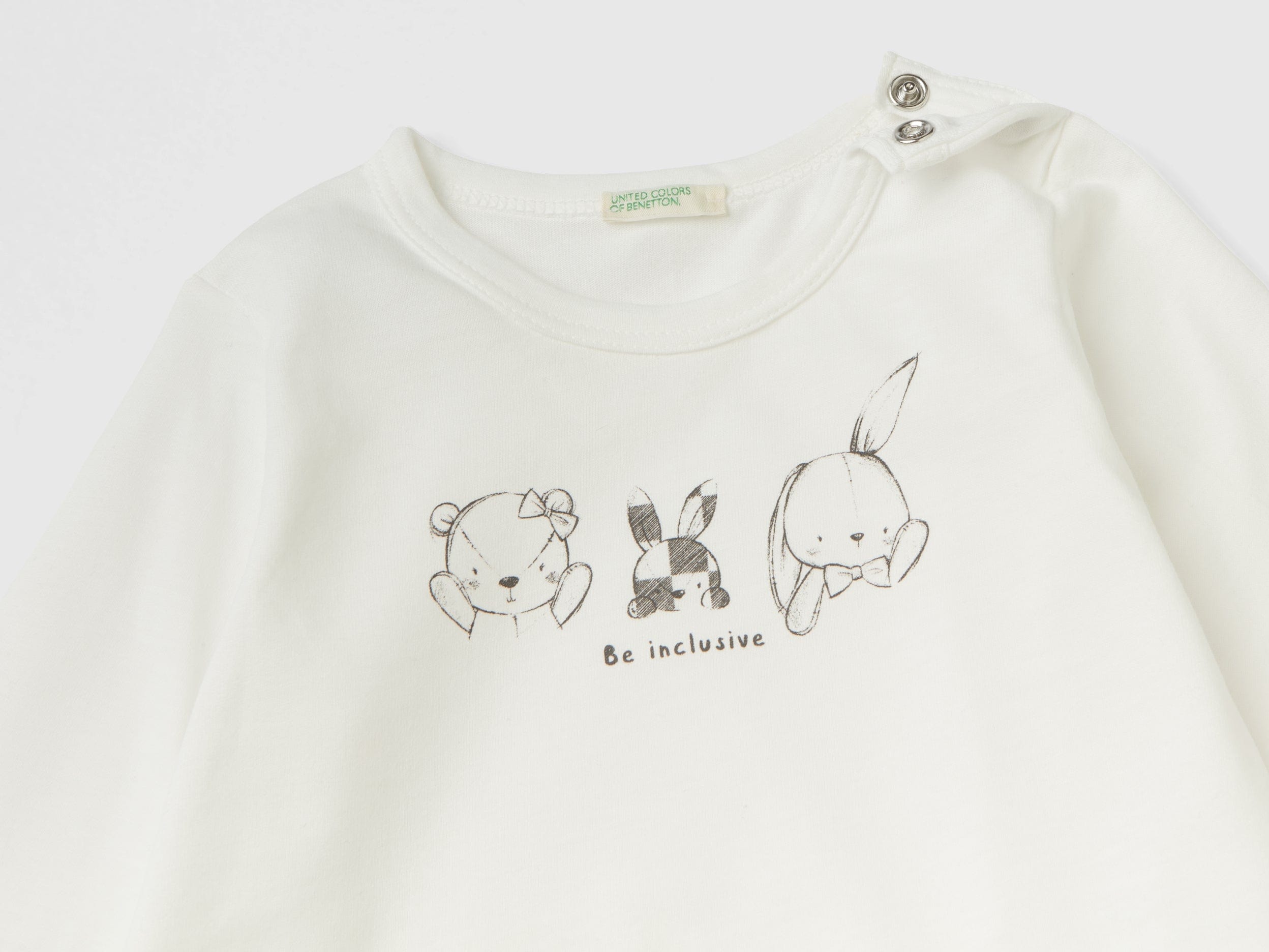 يونايتد كولورز اوف بينيتون تيشيرت قطن عضوي 100% بأكمام طويلة اطفالي رضع