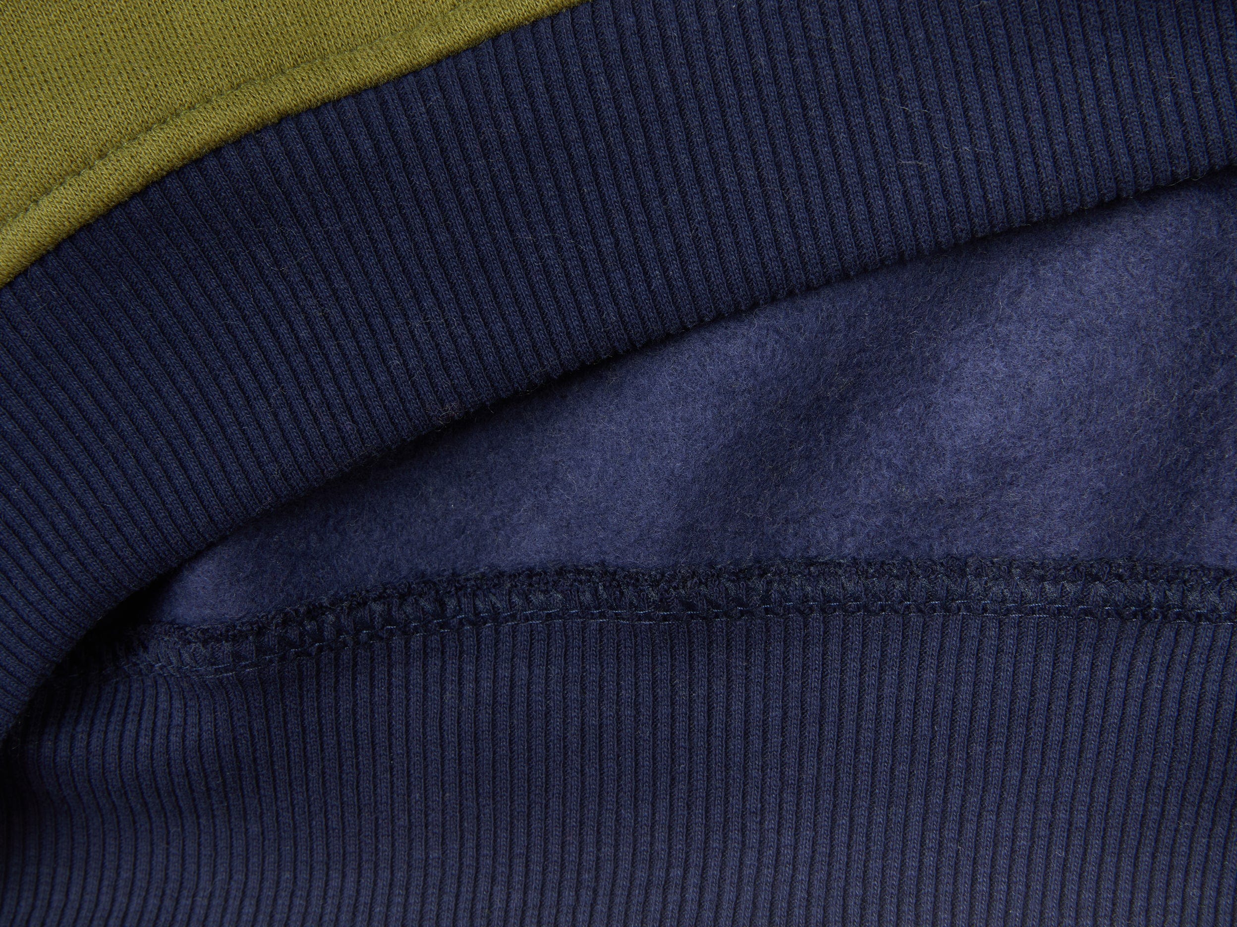 ูููุงูุชุฏ ููููุฑุฒ ุงูู ุจูููุชูู ููุฏู ุฏุงูุฆ ุจุดุนุงุฑ ุฃุทูุงูู