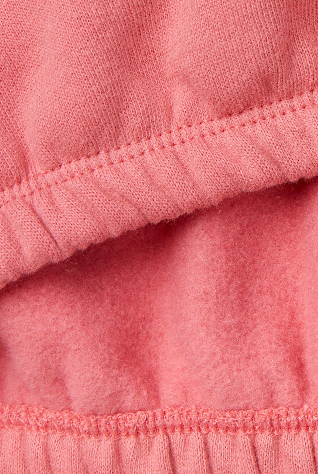 يونايتد كولورز اوف بينيتون تيشيرت اطفالي بأكمام منفوخة وتفاصيل جيوب