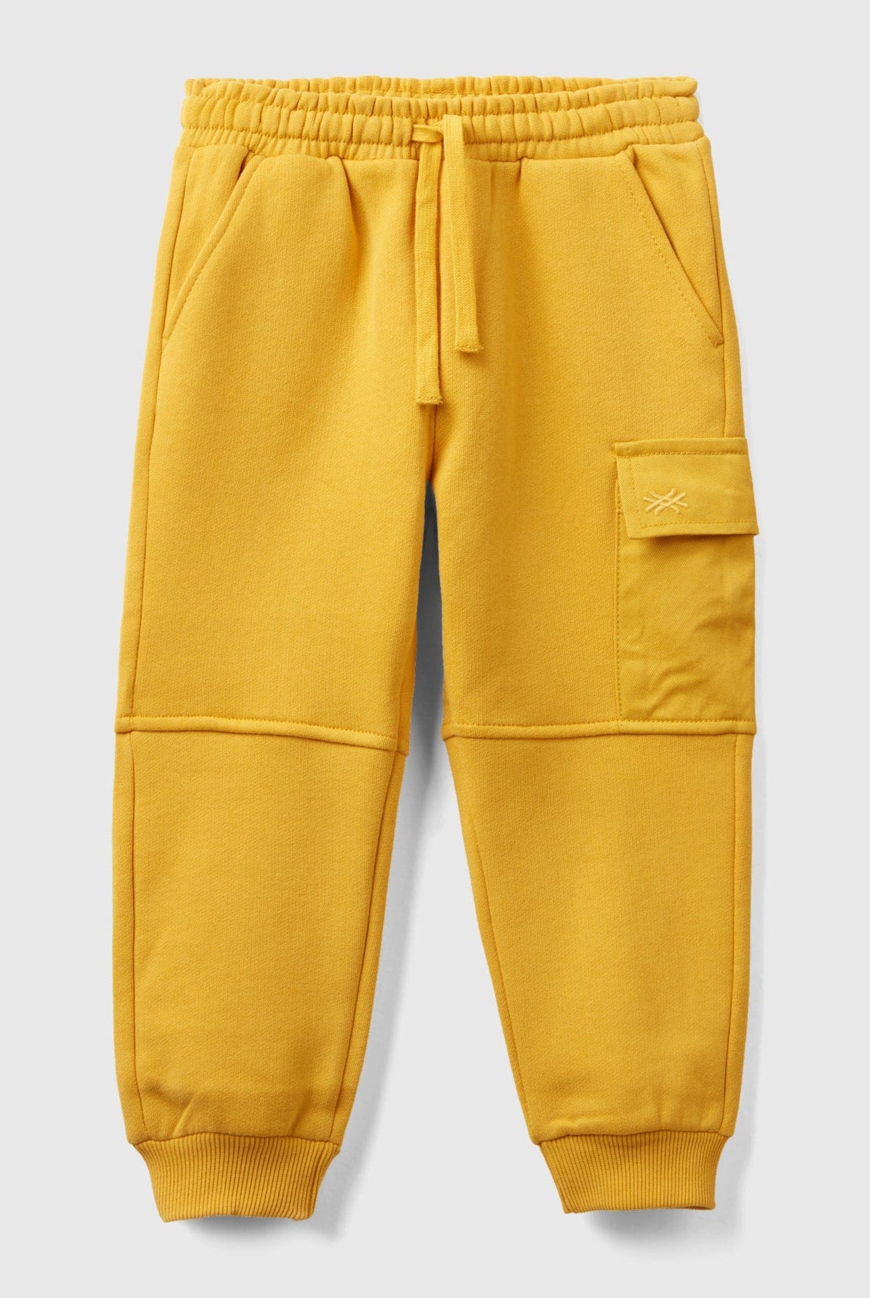 يونايتد كولورز اوف بينيتون بنطلون اطفالي رياضي بتفاصيل شعار على الخصر