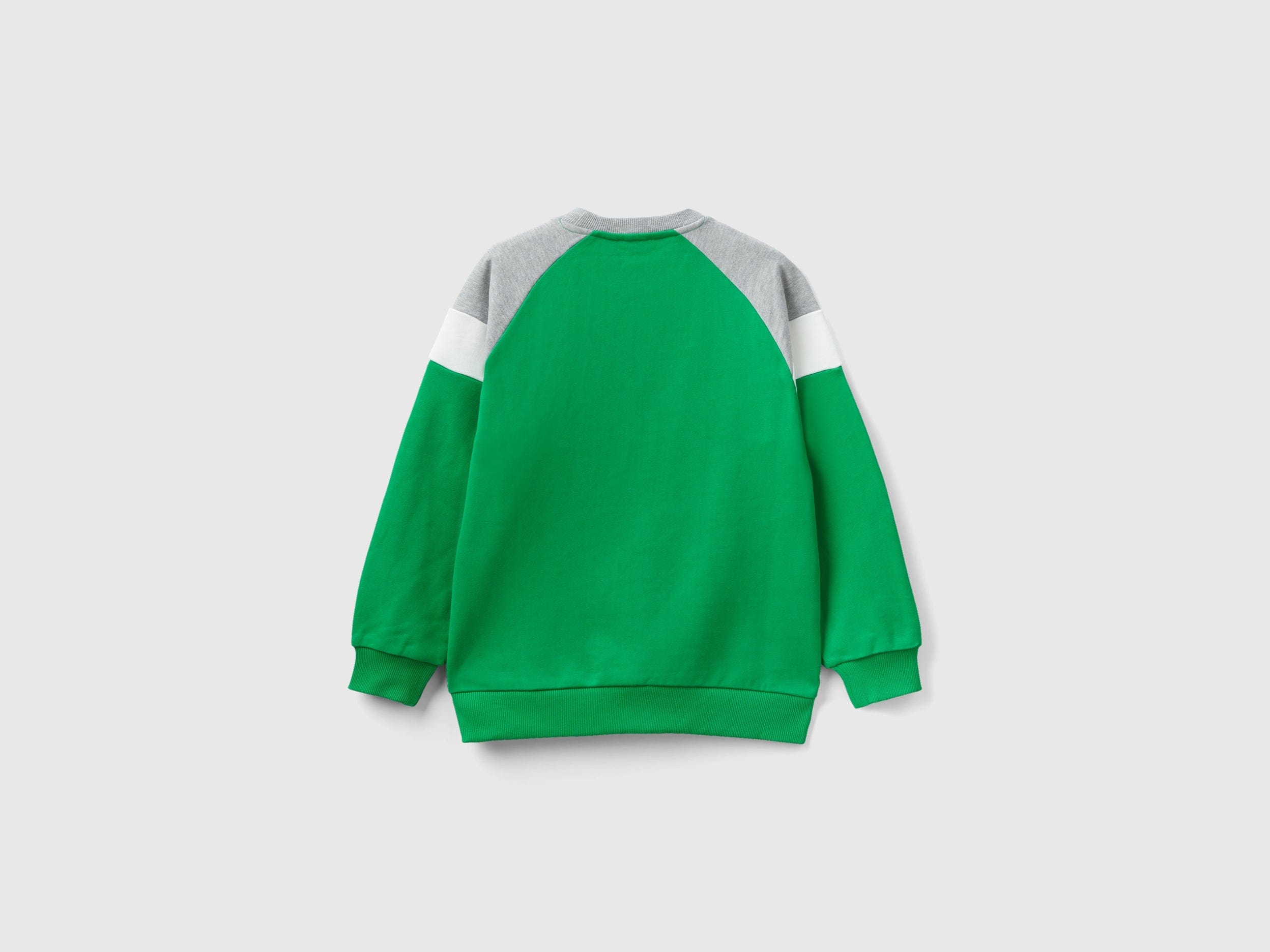 ูููุงูุชุฏ ููููุฑุฒ ุงูู ุจูููุชูู ุณููุช ุดูุฑุช ู
ุฎุทุท ุจุงูุนุฑุถ ูู
ุทููู ุฃููุงุฏู