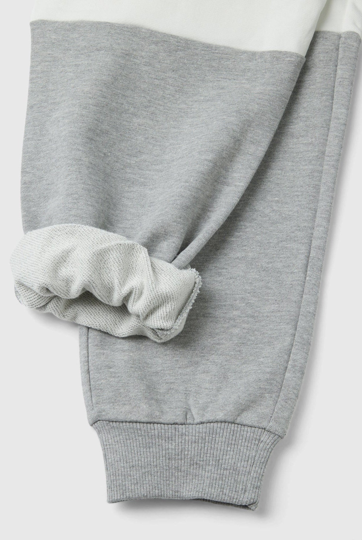 يونايتد كولورز اوف بينيتون بنطلون اطفالي رياضي وردي وأحمر برباط عالخصر