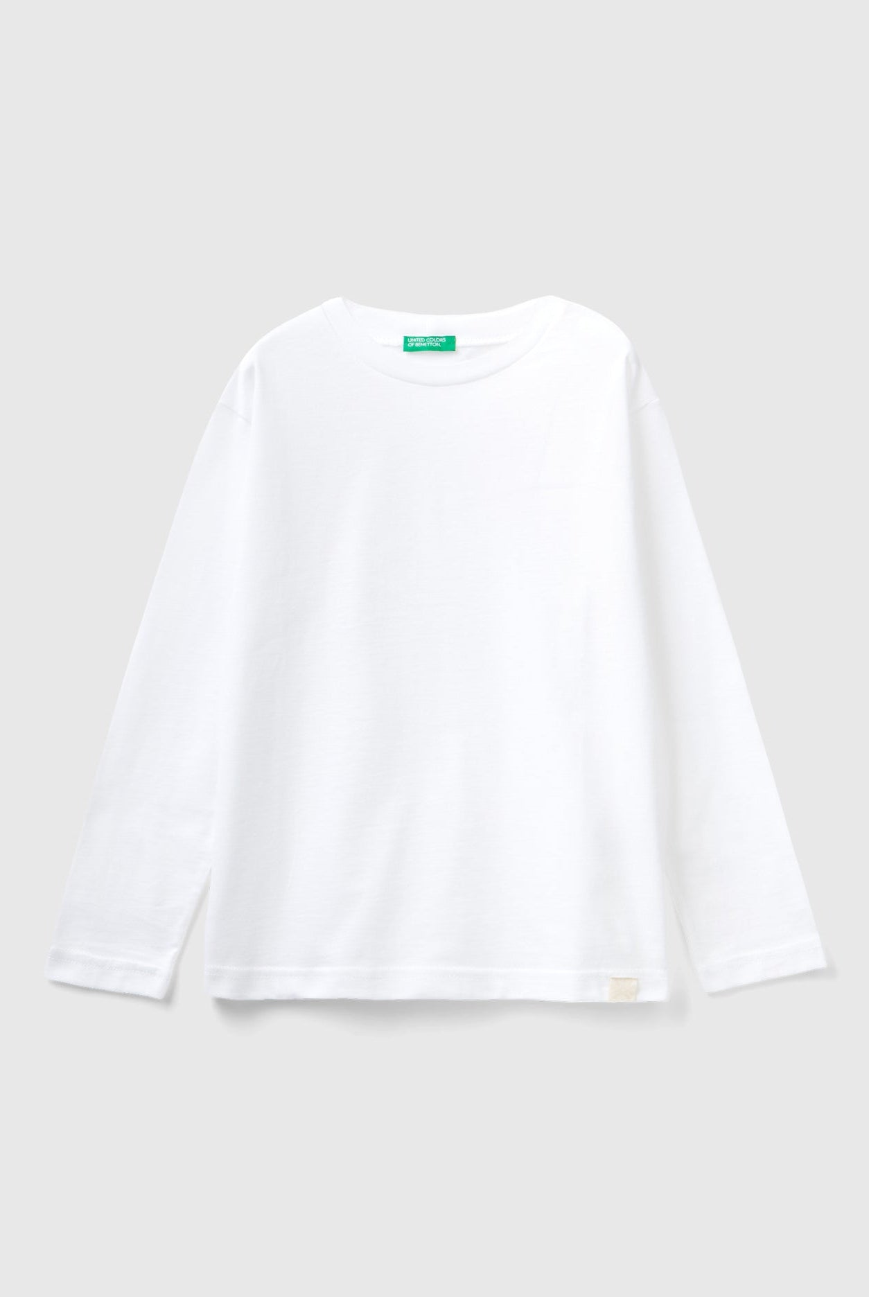 يونايتد كولورز اوف بينيتون تيشيرت قطن عضوي بنسبة 100% برقبة دائرية أطفالي