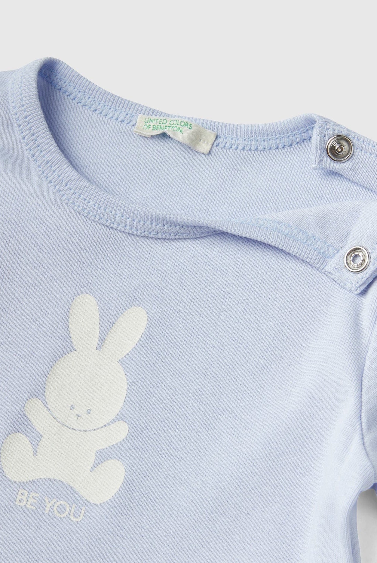 يونايتد كولورز اوف بينيتون تيشيرت رضع قطن عضوي 100% بأكمام طويلة