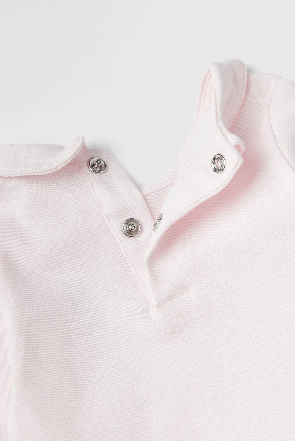 يونايتد كولورز اوف بينيتون سالوبيت بياقة من القطن العضوي كم طويل رضع