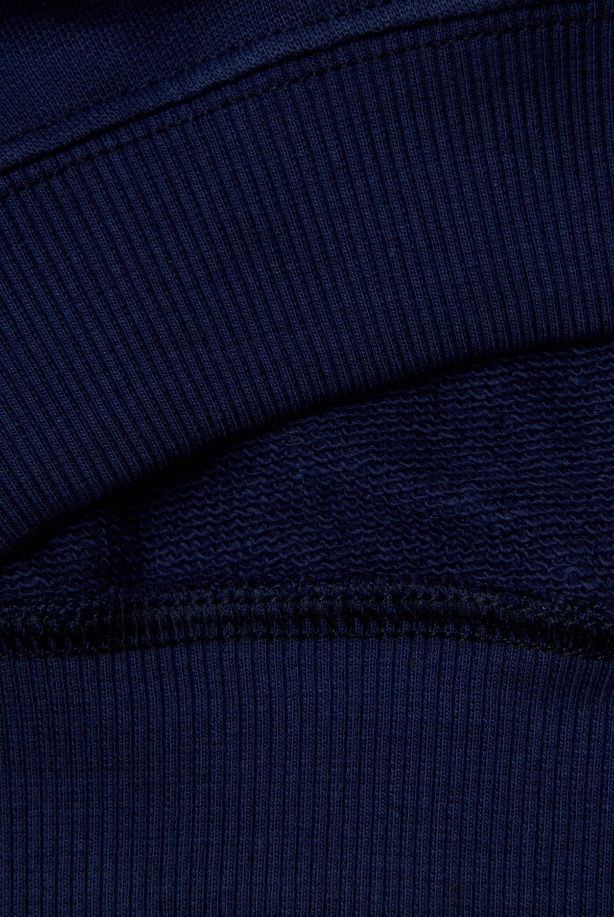 يونايتد كولورز اوف بينيتون سويت شيرت بناتي قطن 100% مع طبعة أمامية