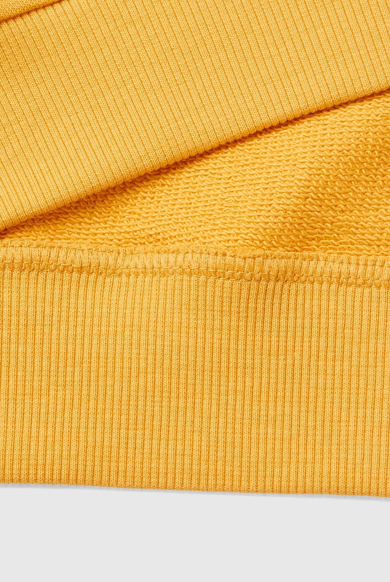 يونايتد كولورز اوف بينيتون سويت شيرت بطبعة شعار بكم طويل أطفالي