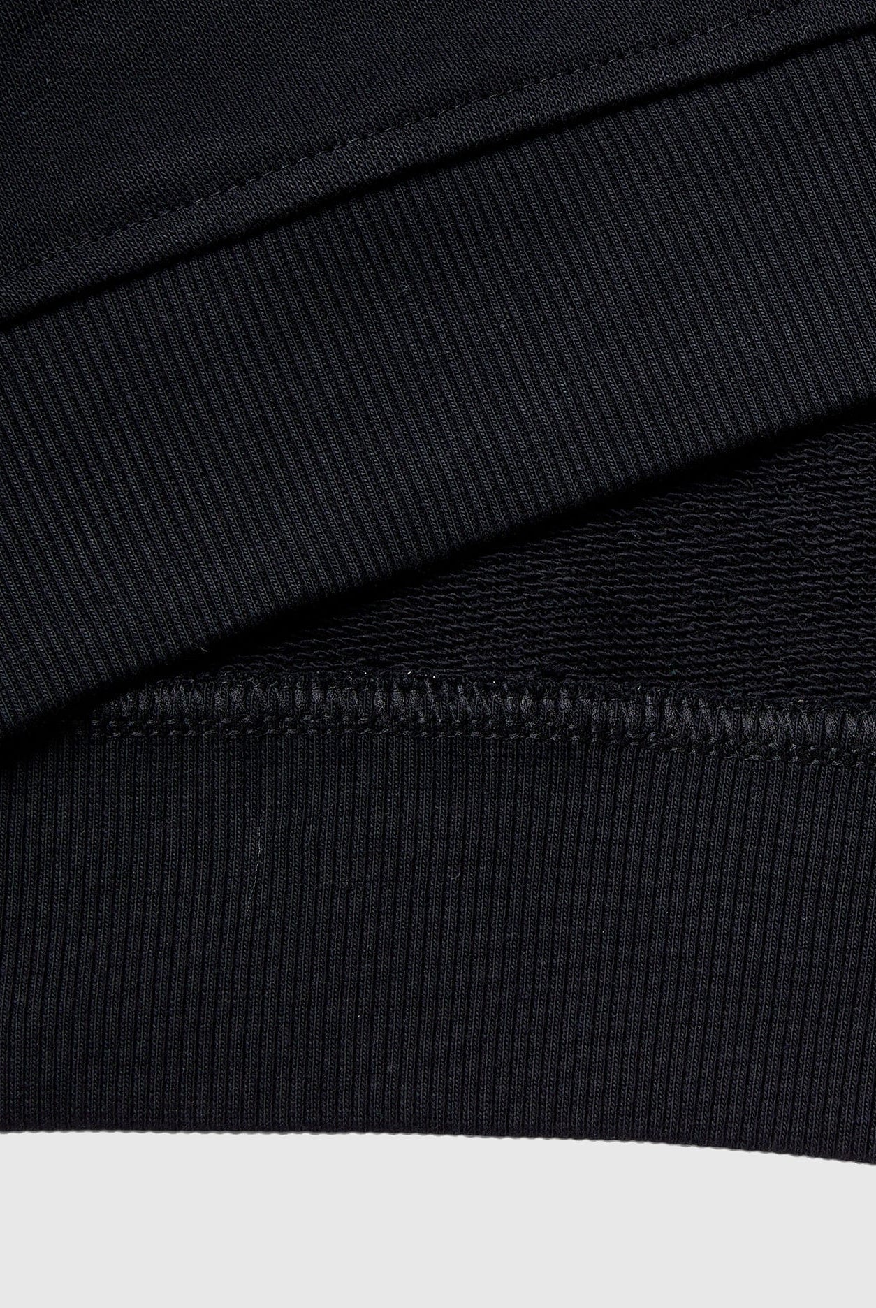 يونايتد كولورز اوف بينيتون سويت شيرت بطبعة شعار بكم طويل أطفالي