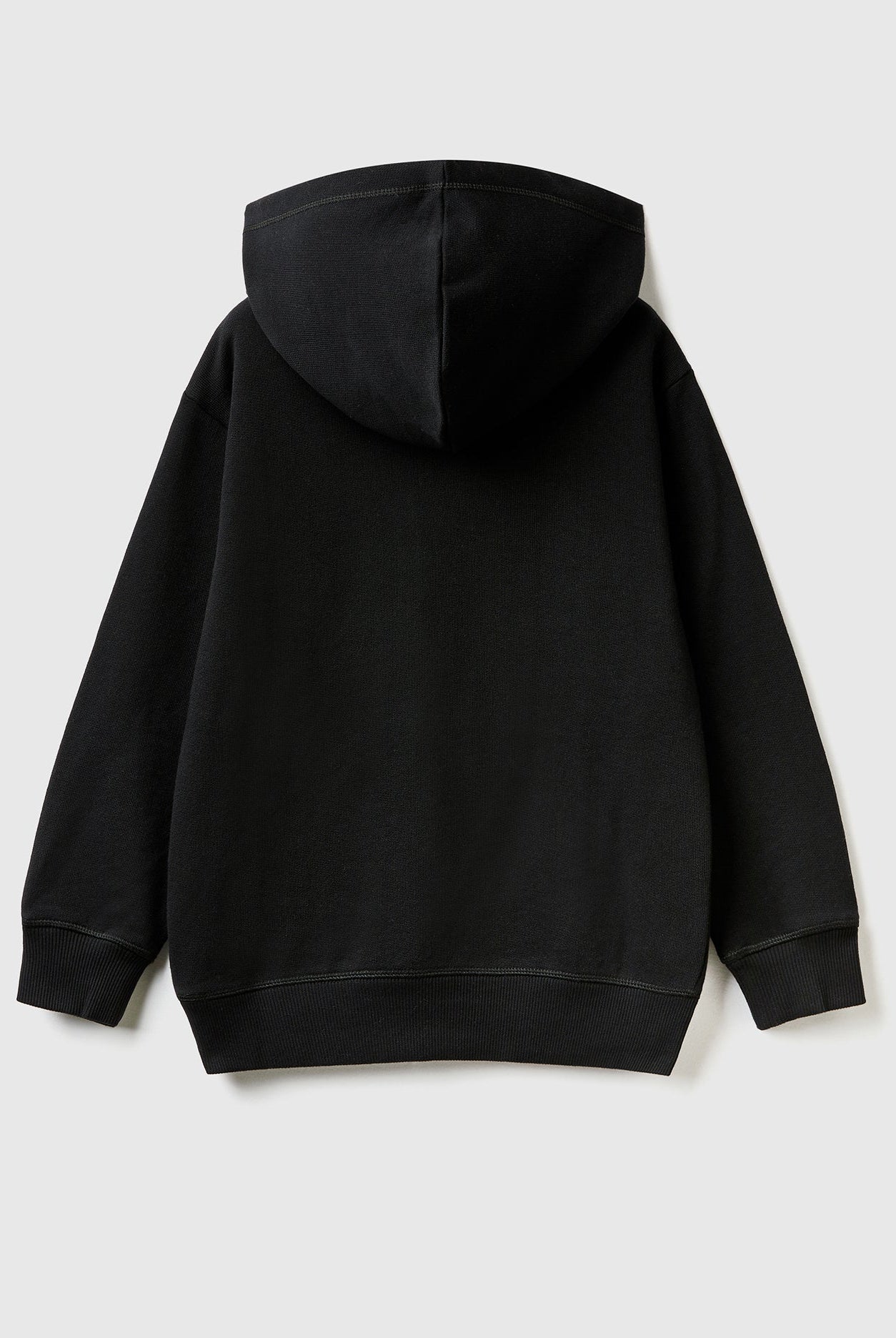 يونايتد كولورز اوف بينيتون هودي اطفالي بطابعه عالصدر وغطاء رأس