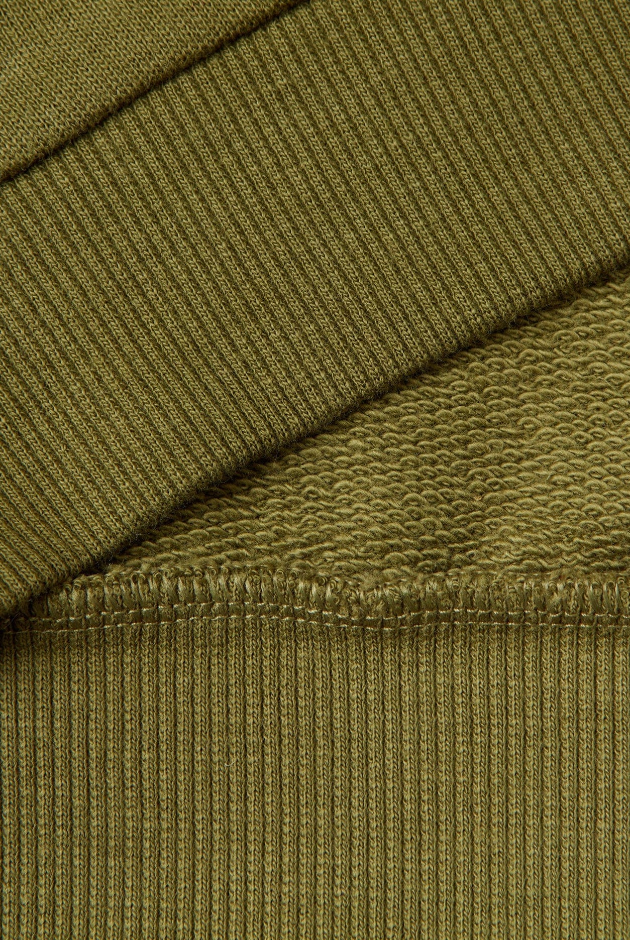 يونايتد كولورز اوف بينيتون سويت شيرت اطفالي مع شريط مخطط بالالوان