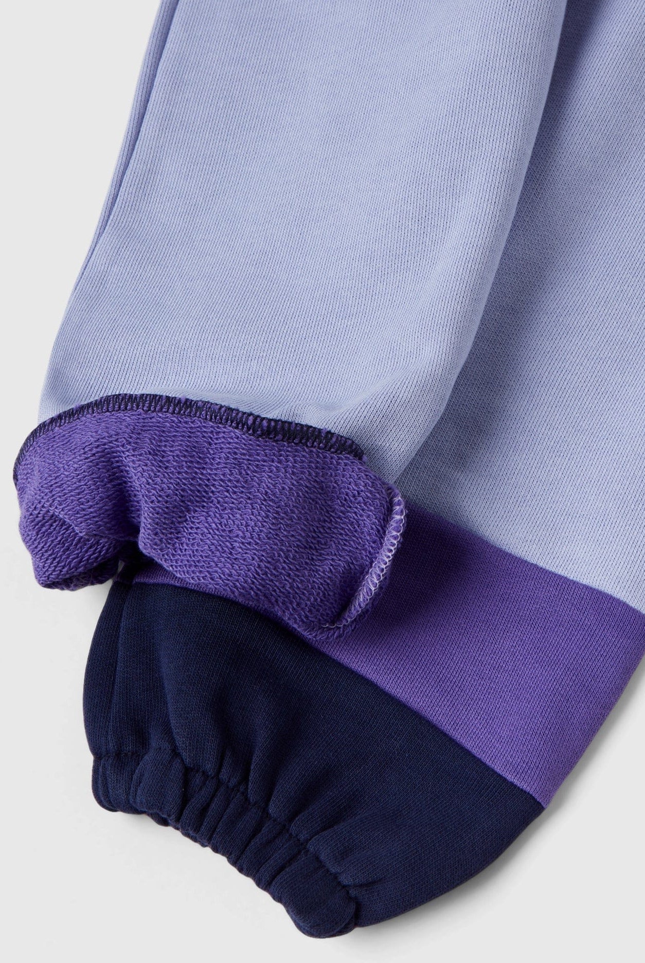 يونايتد كولورز اوف بينيتون بنطلون بقصة بالون بجيوب جانبية بناتي