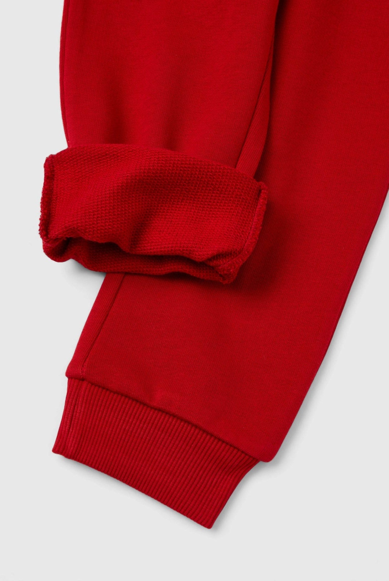 يونايتد كولورز اوف بينيتون بدلة رياضية بشعار كم طويل أطفالي