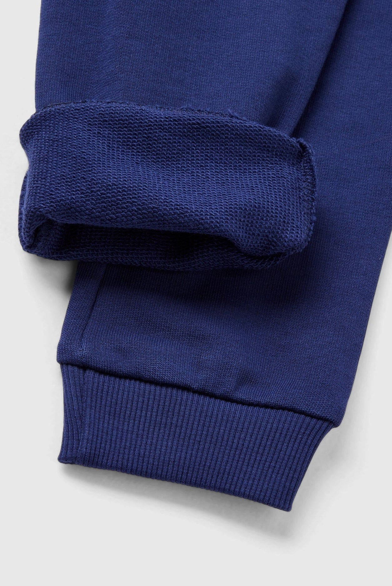 يونايتد كولورز اوف بينيتون بدلة رياضية بشعار كم طويل أطفالي