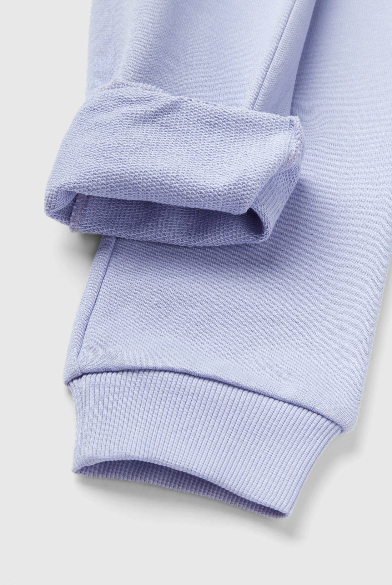 يونايتد كولورز اوف بينيتون بدلة رياضية بشعار كم طويل أطفالي