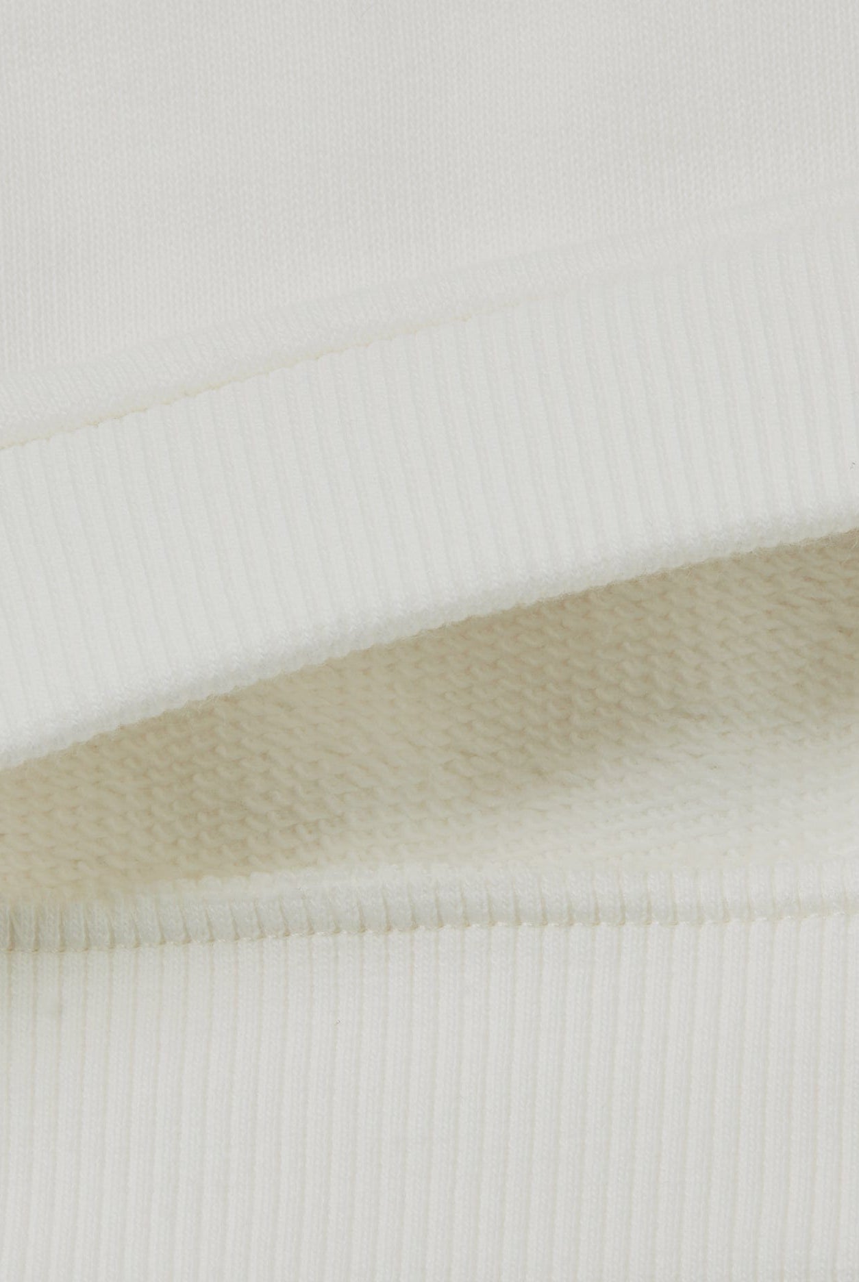 يونايتد كولورز اوف بينيتون سويت شيرت بناتي وردي من القطن العضوي مع طباعة لامعة