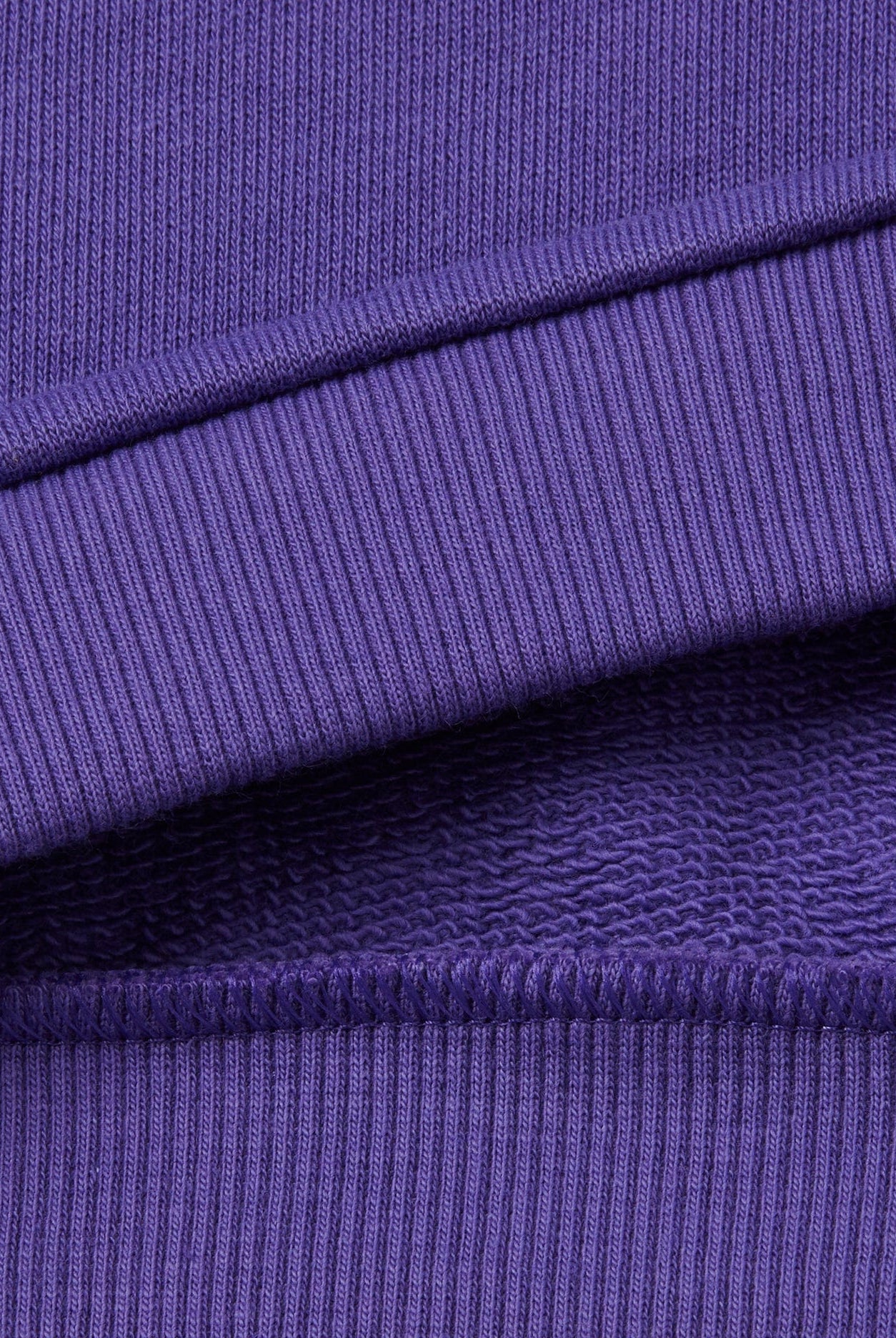 يونايتد كولورز اوف بينيتون سويت شيرت بناتي وردي من القطن العضوي مع طباعة لامعة