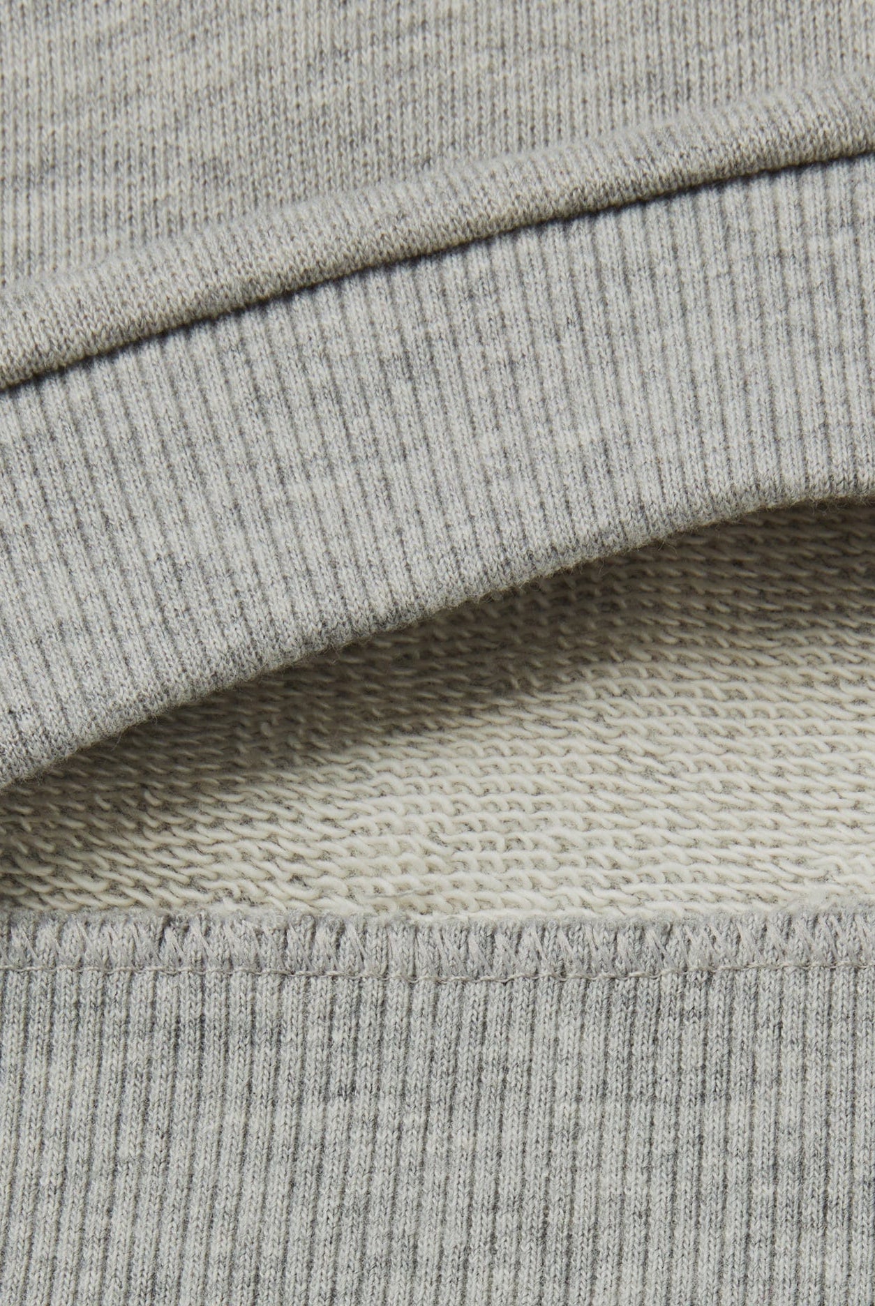 يونايتد كولورز اوف بينيتون سويت شيرت بناتي وردي من القطن العضوي مع طباعة لامعة