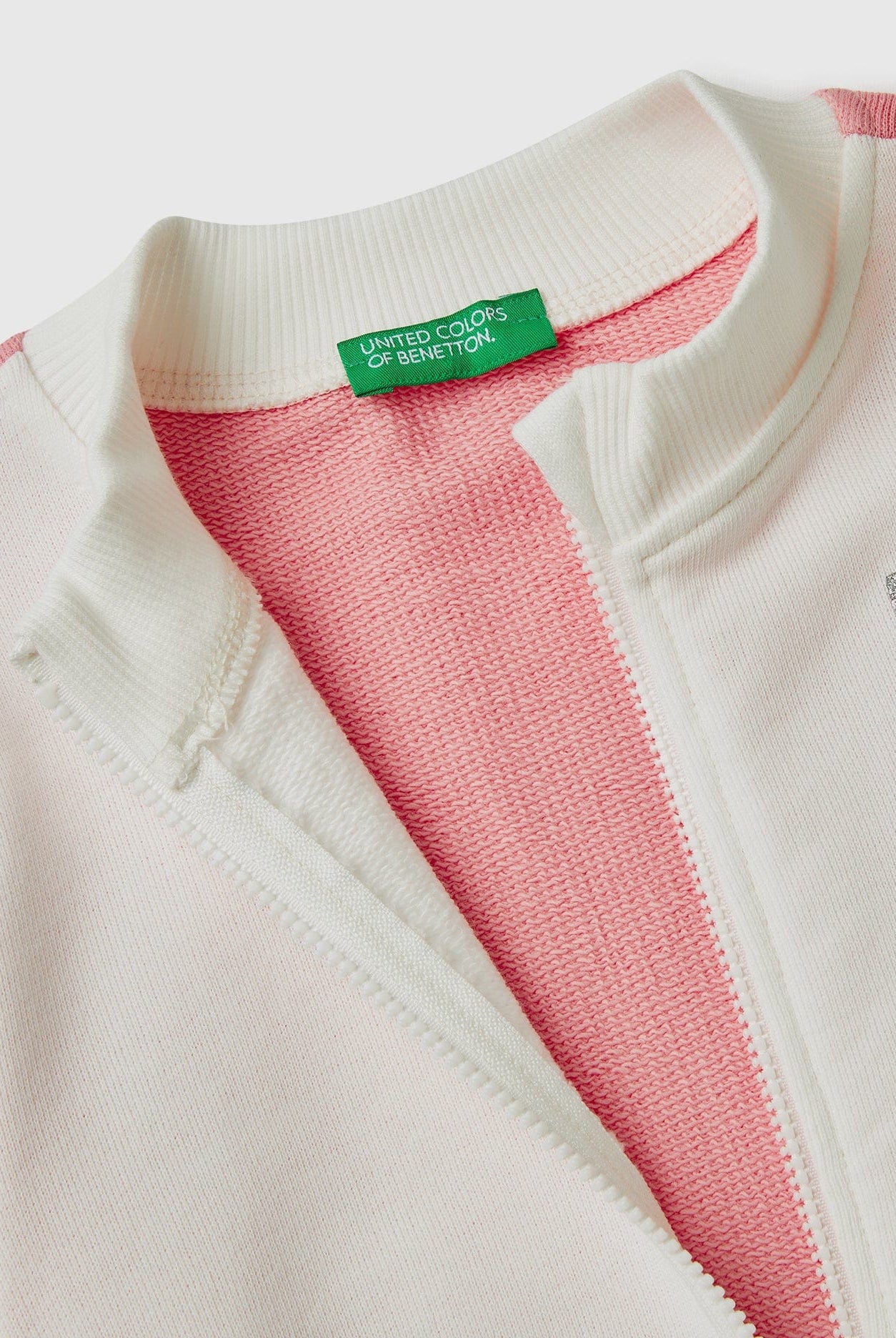 يونايتد كولورز اوف بينيتون سترة بسحاب من القطن العضوي كم طويل بناتي