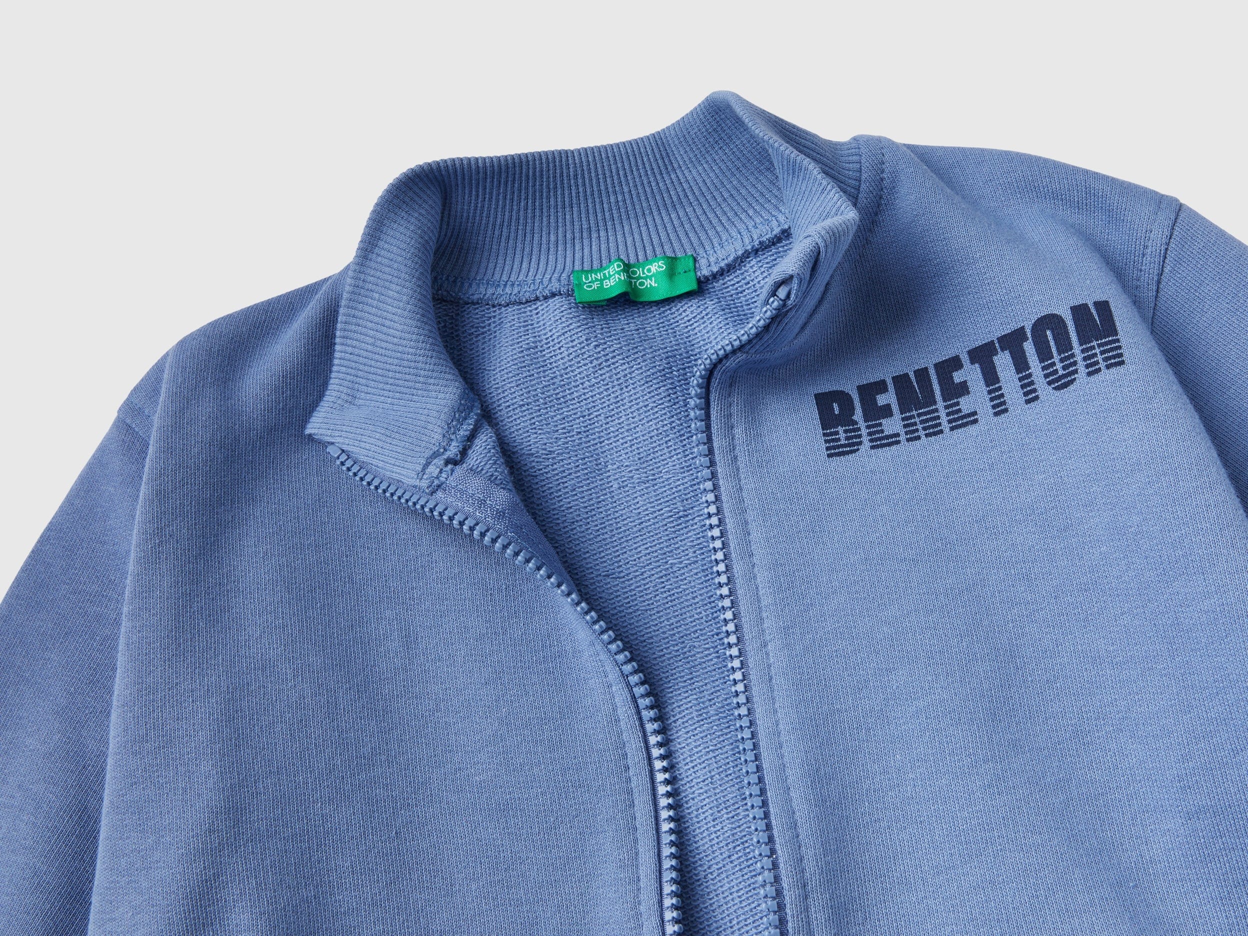 ูููุงูุชุฏ ููููุฑุฒ ุงูู ุจูููุชูู ุณููุช ุดูุฑุช ู
ู ุงููุทู ุงูุนุถูู ุจุณุญุงุจ ุฃุทูุงูู