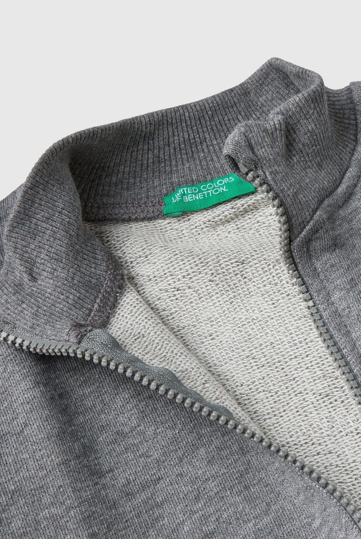 يونايتد كولورز اوف بينيتون سويت شيرت من القطن العضوي بسحاب أطفالي