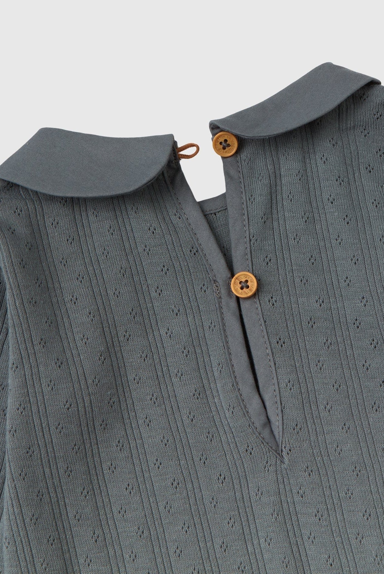 يونايتد كولورز اوف بينيتون تيشيرت بياقة كم طويل واسع رضع