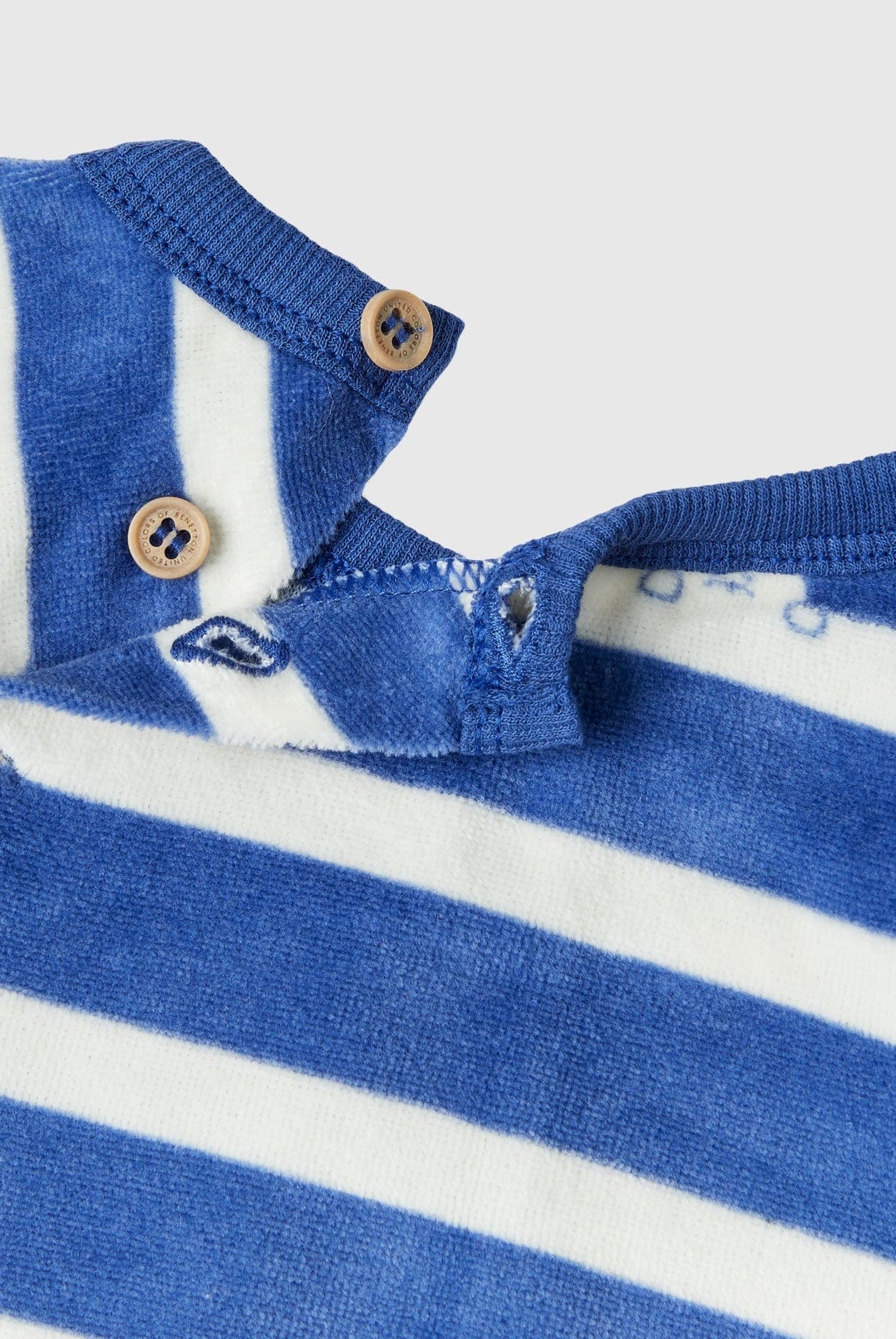 يونايتد كولورز اوف بينيتون طقم من قطعتين مخطط بالعرض كم طويل رضع أطفال