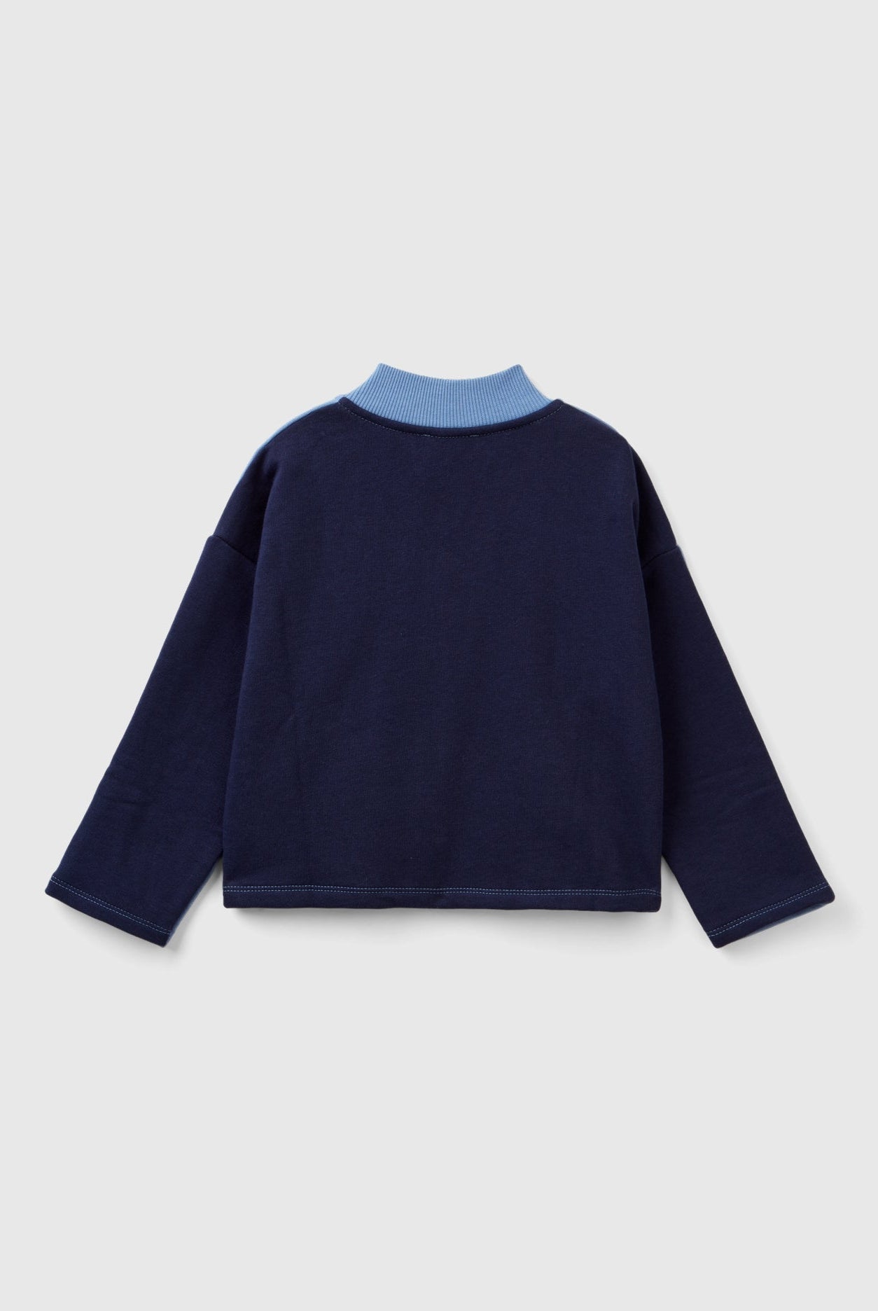 يونايتد كولورز اوف بينيتون سويت شيرت بسحاب وطباعة بناتي