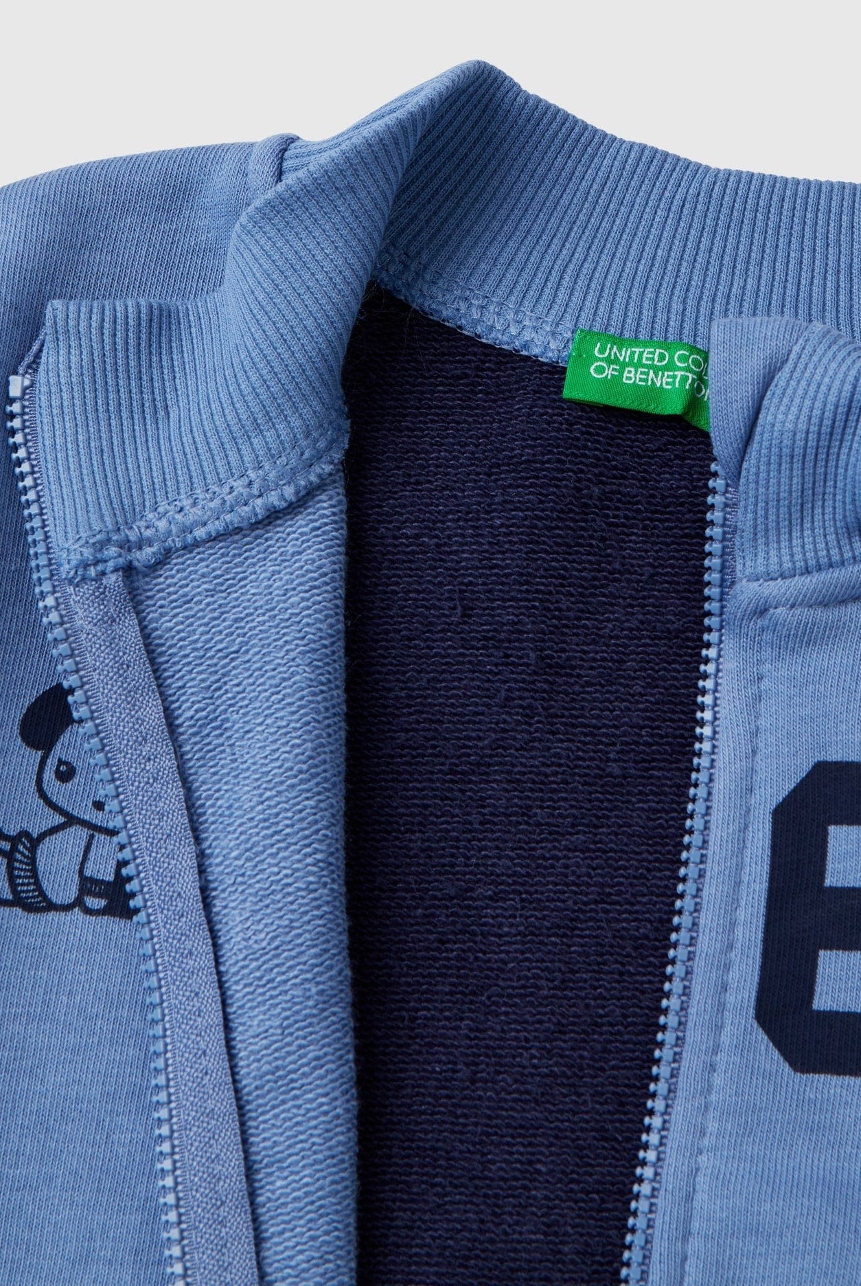 يونايتد كولورز اوف بينيتون سويت شيرت بسحاب وطباعة بناتي