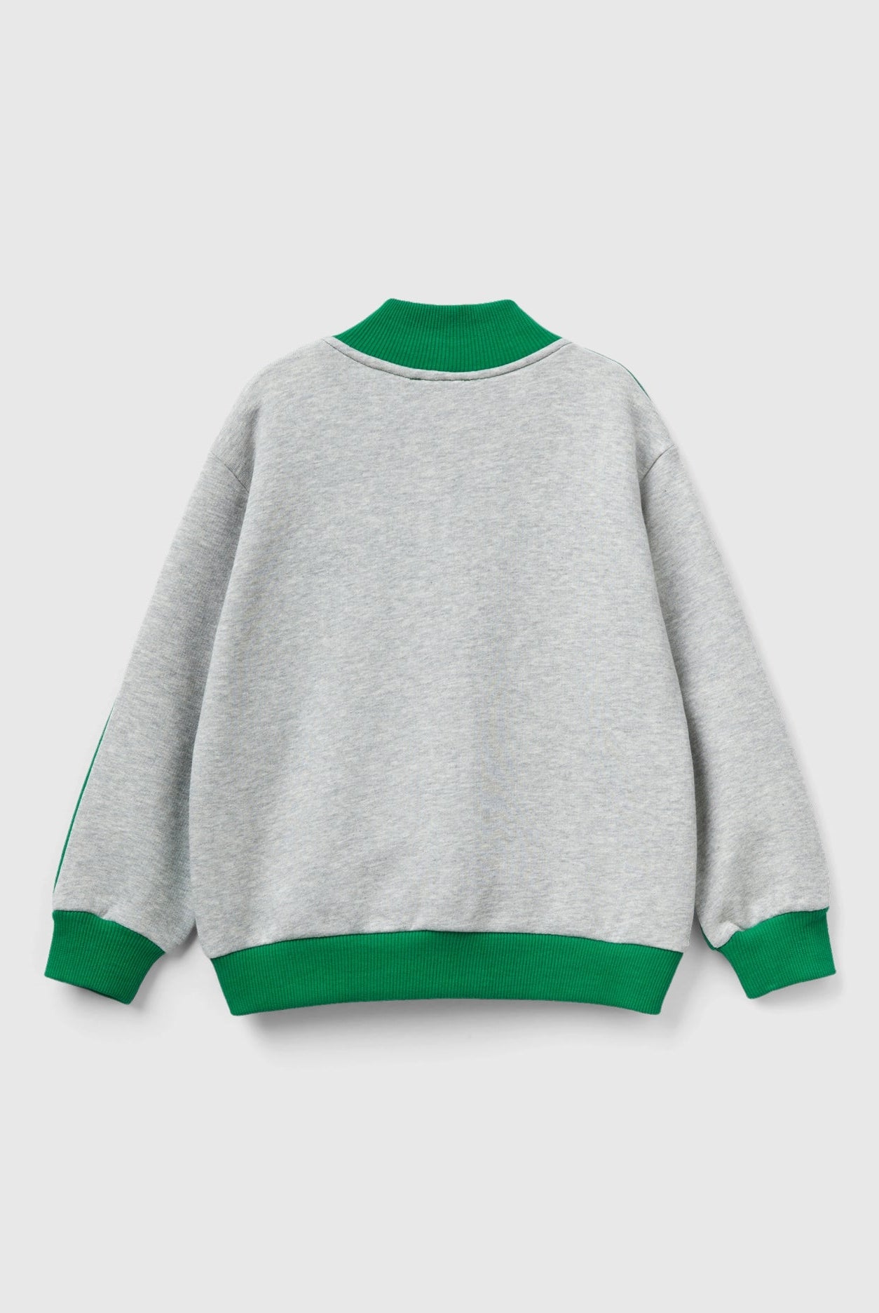 يونايتد كولورز اوف بينيتون سويت شيرت بسحاب وطباعة أطفالي