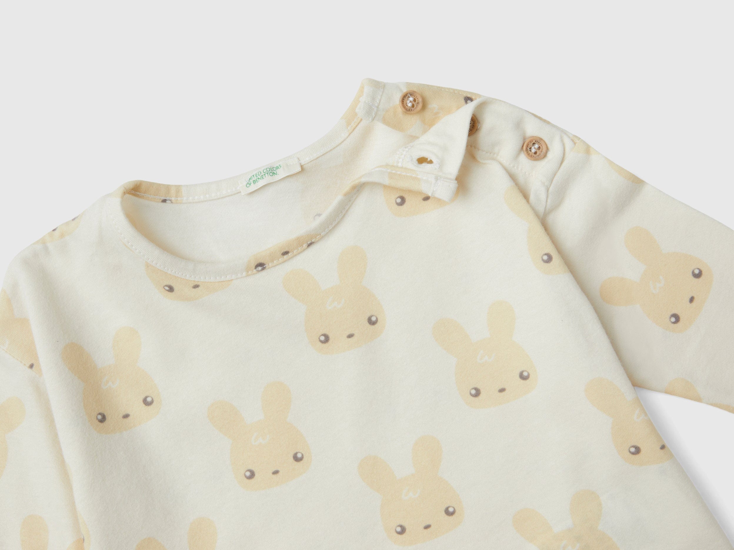 يونايتد كولورز اوف بينيتون تي شيرت مواليد بطبعة حيوانات ميكرو
