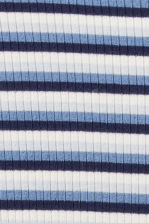 يونايتد كولورز اوف بينيتون تي شيرت مخطط بياقة عالية بناتي