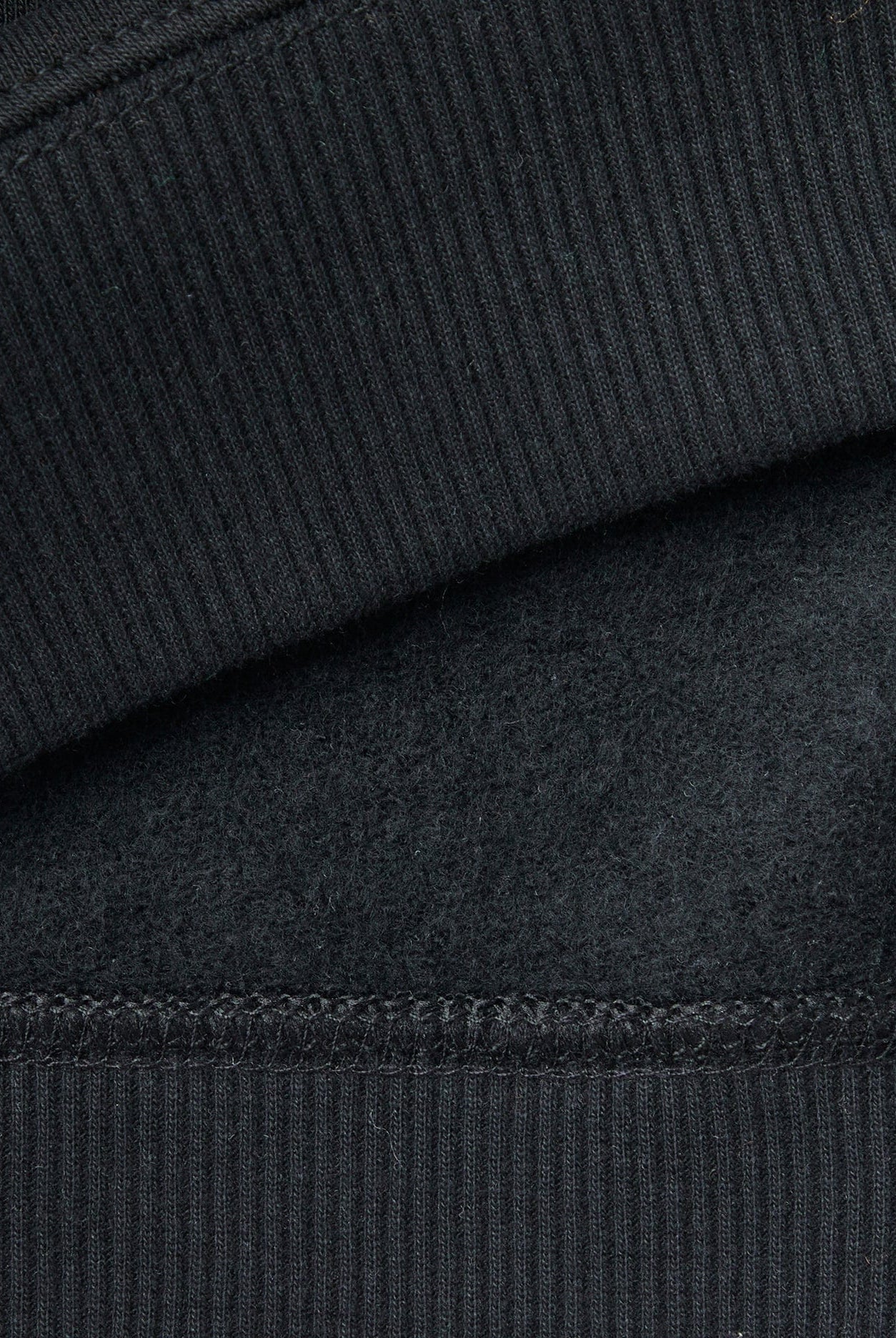 يونايتد كولورز اوف بينيتون سويت شيرت دافئ بطبعة وجيوب أمامية أطفالي