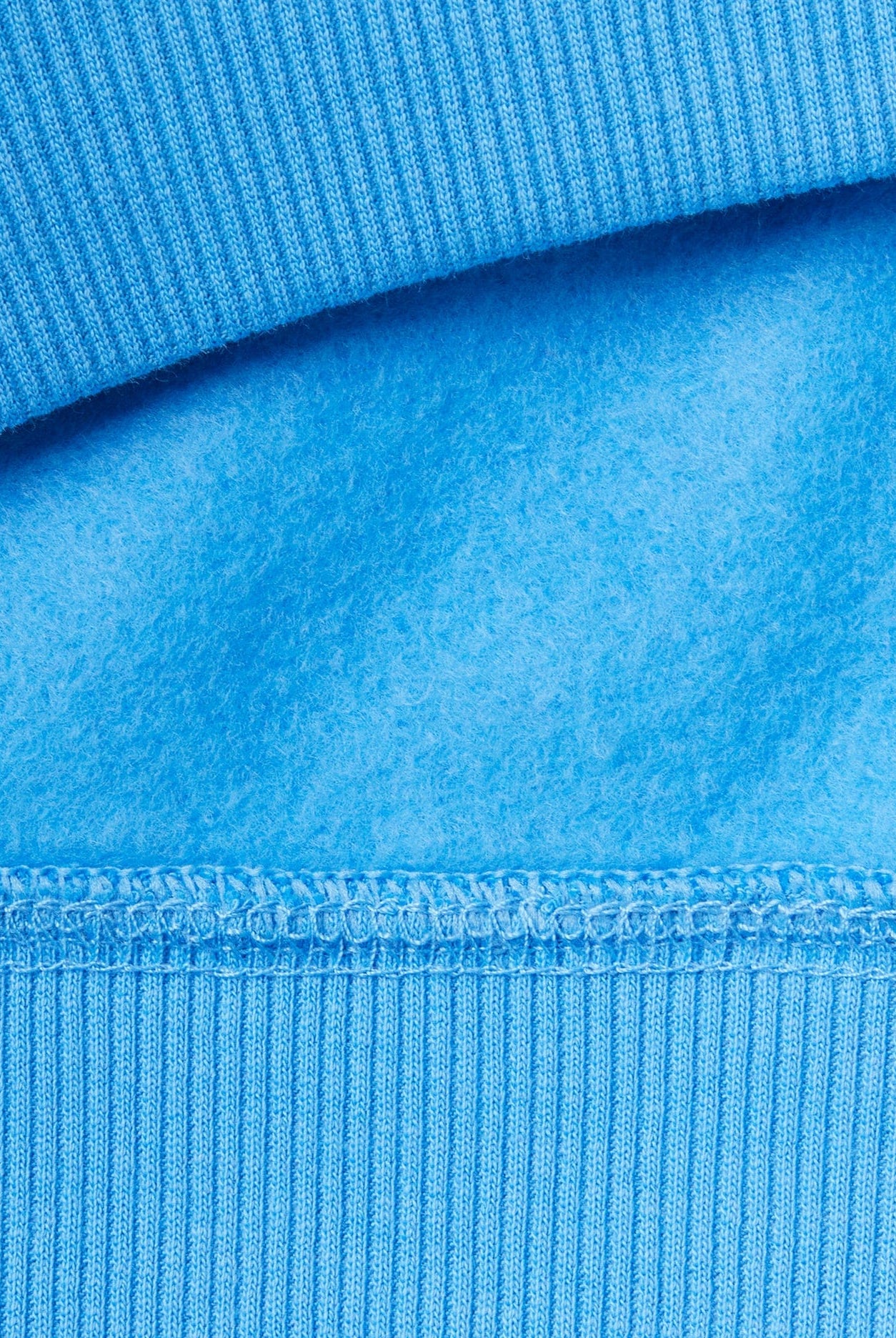 يونايتد كولورز اوف بينيتون سويت شيرت دافئ بطبعة وجيوب أمامية أطفالي