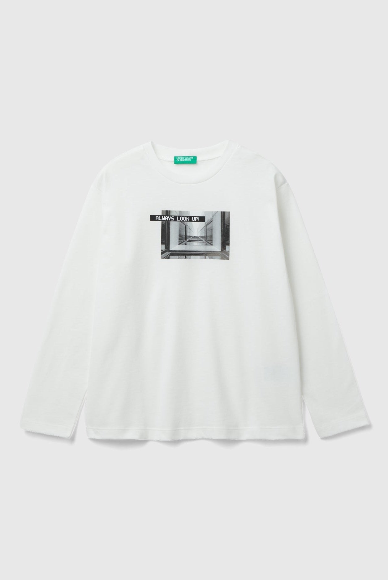 يونايتد كولورز اوف بينيتون تي شيرت بطباعة صورة كم طويل أطفالي