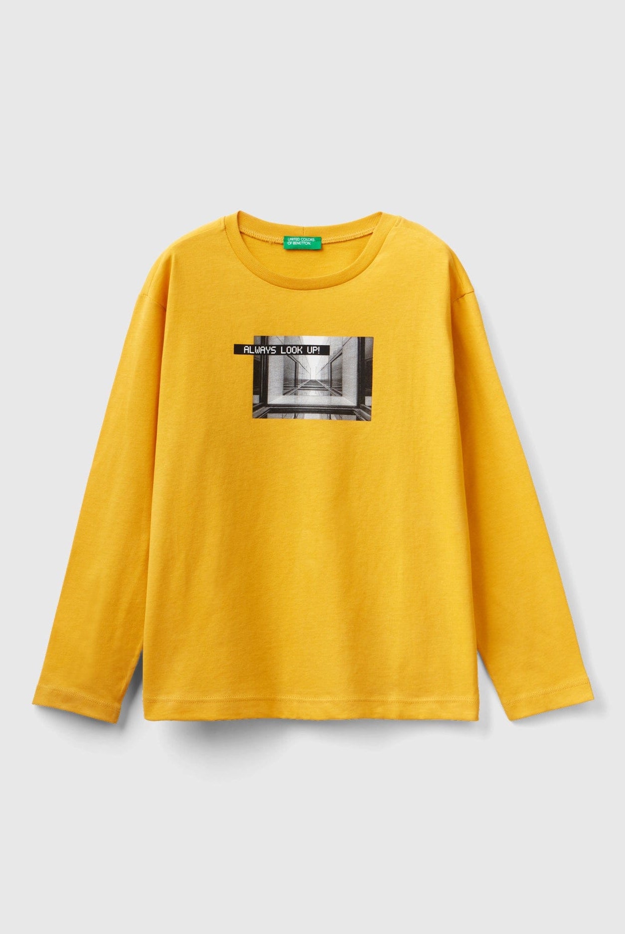 يونايتد كولورز اوف بينيتون تي شيرت بطباعة صورة كم طويل أطفالي