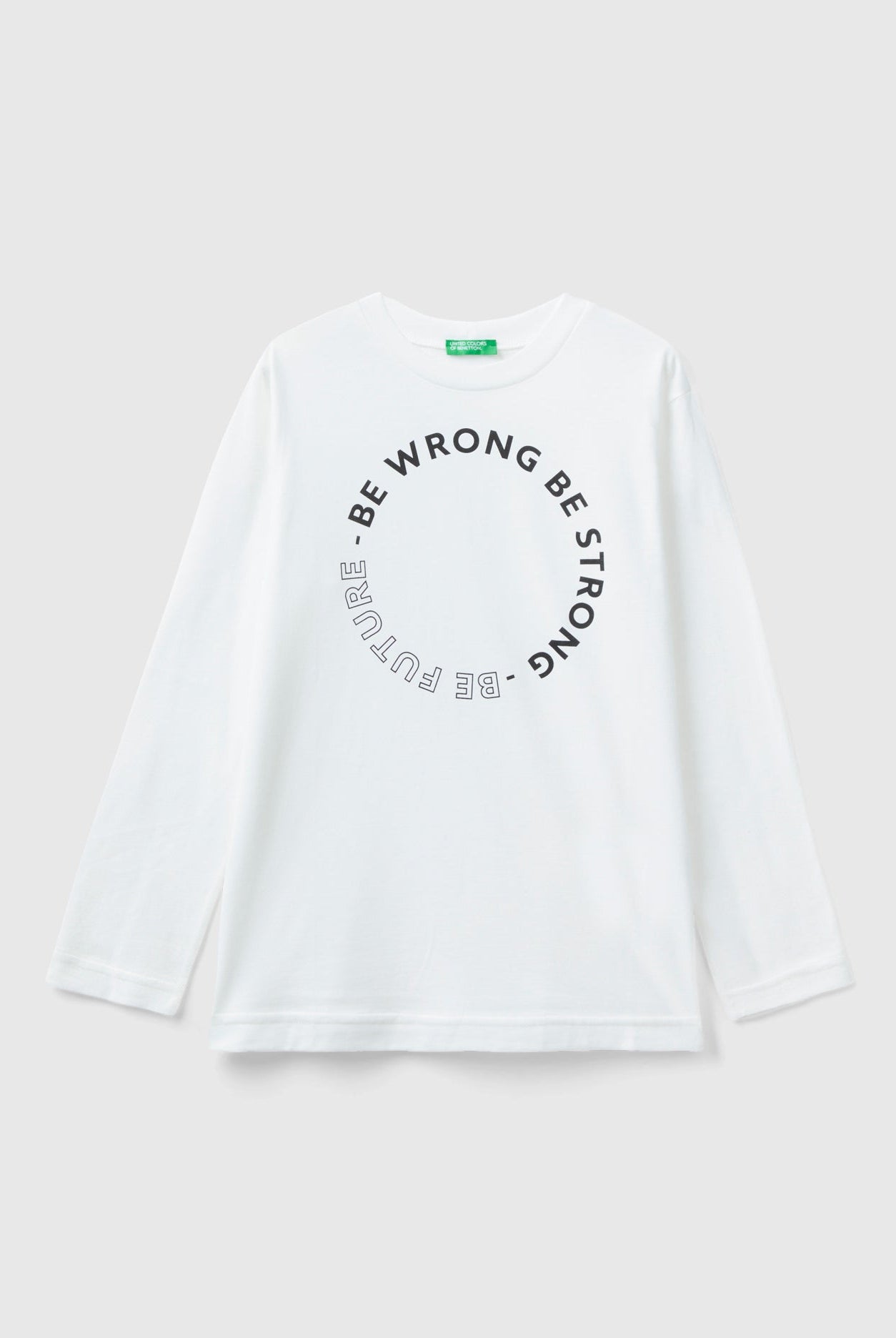 يونايتد كولورز اوف بينيتون تيشيرت اطفالي بأكمام طويلة من القطن الدافئ ذات رسمه عالصدر