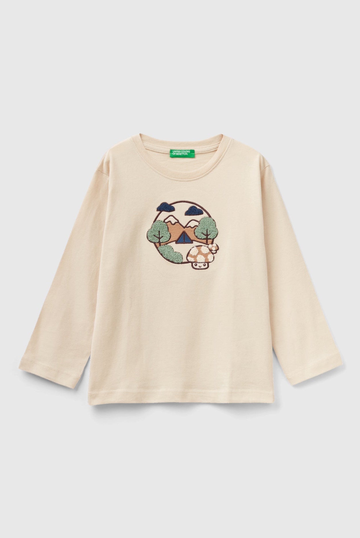 يونايتد كولورز اوف بينيتون تيشيرت اطفالي بطباعة الطبيعة